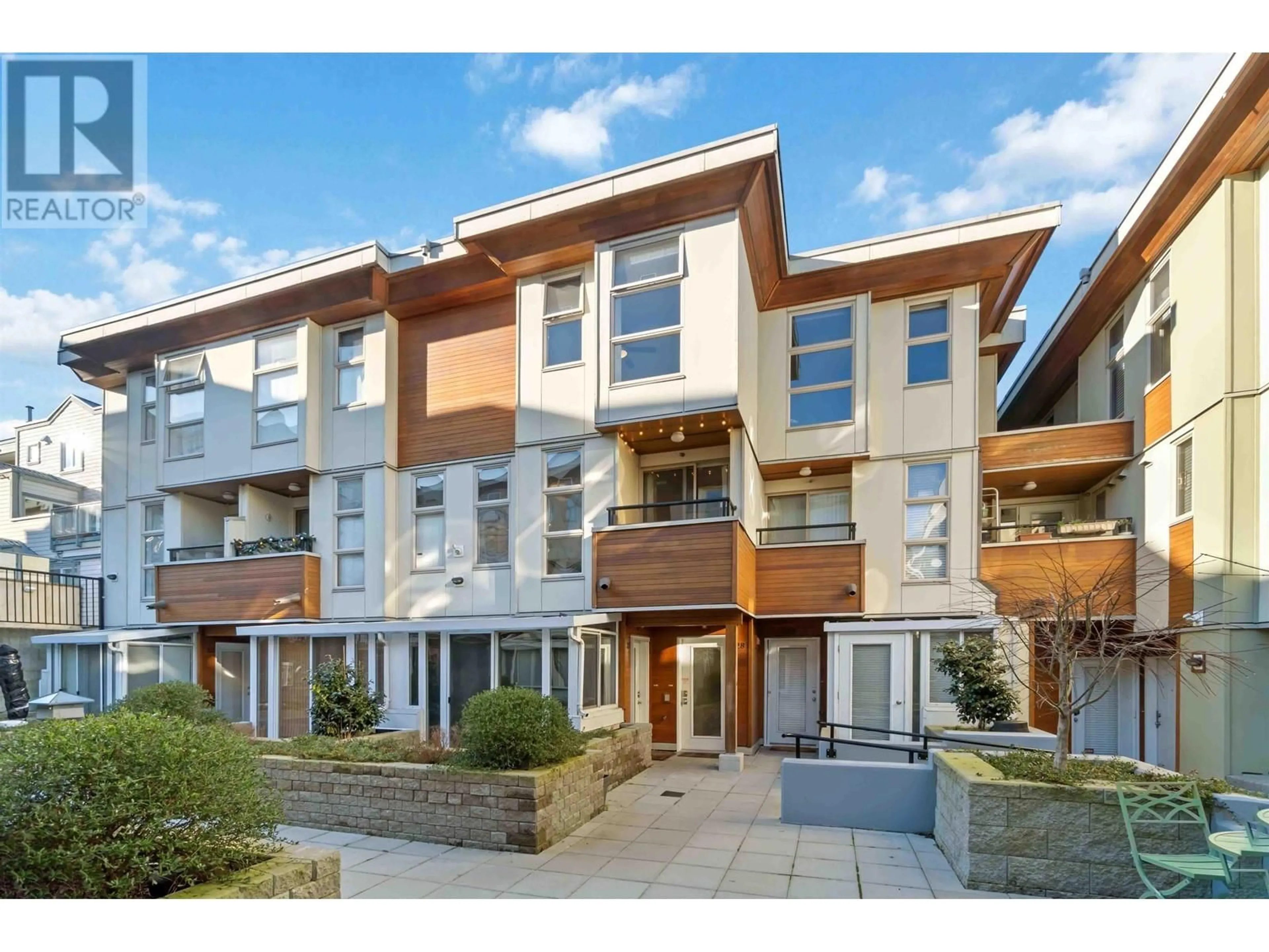 Unknown for 28 - 638 6TH AVENUE, Vancouver British Columbia V5Z1A3
