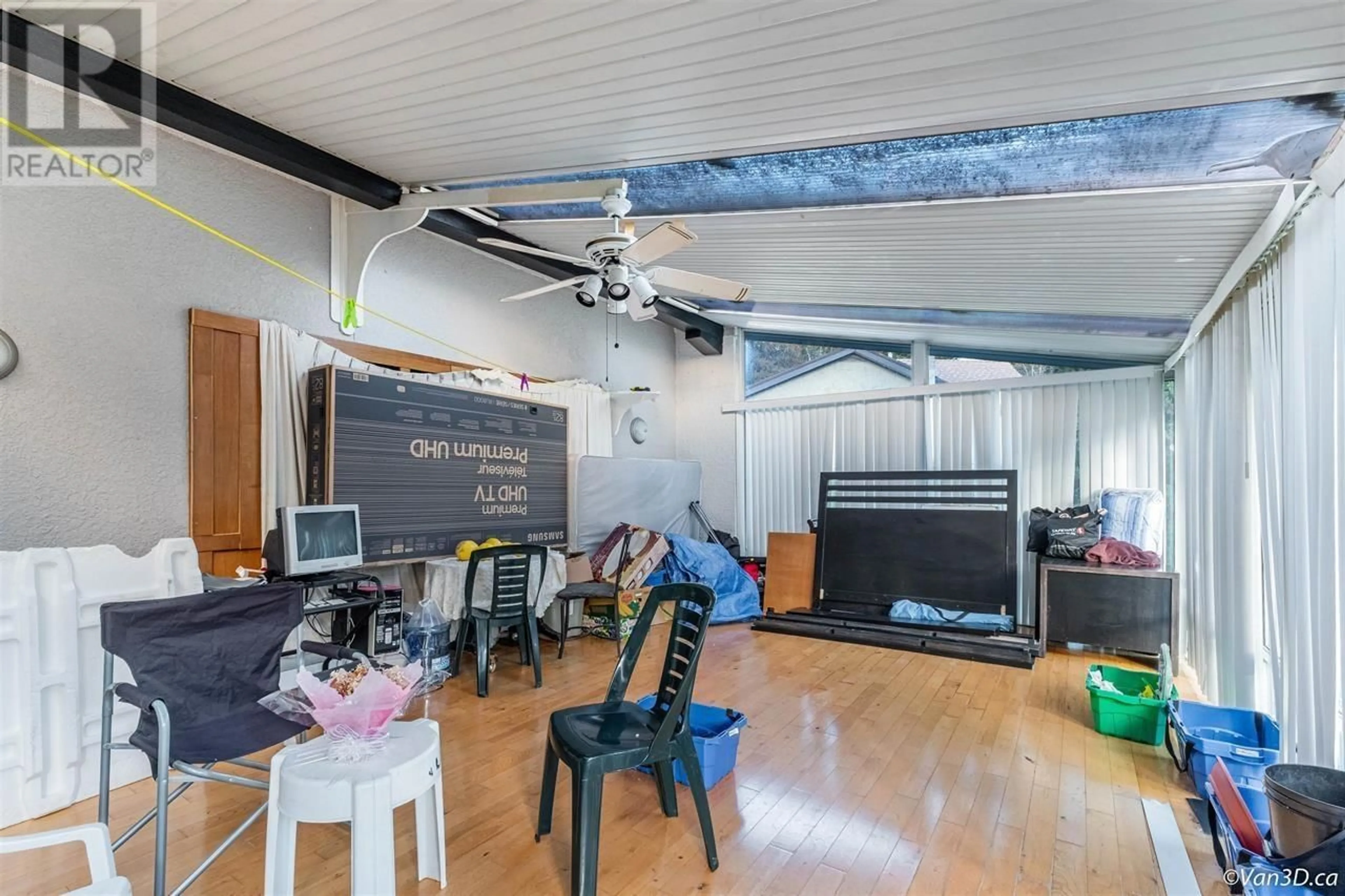 Unknown for 8246 BURNLAKE DRIVE, Burnaby British Columbia V5A3K9