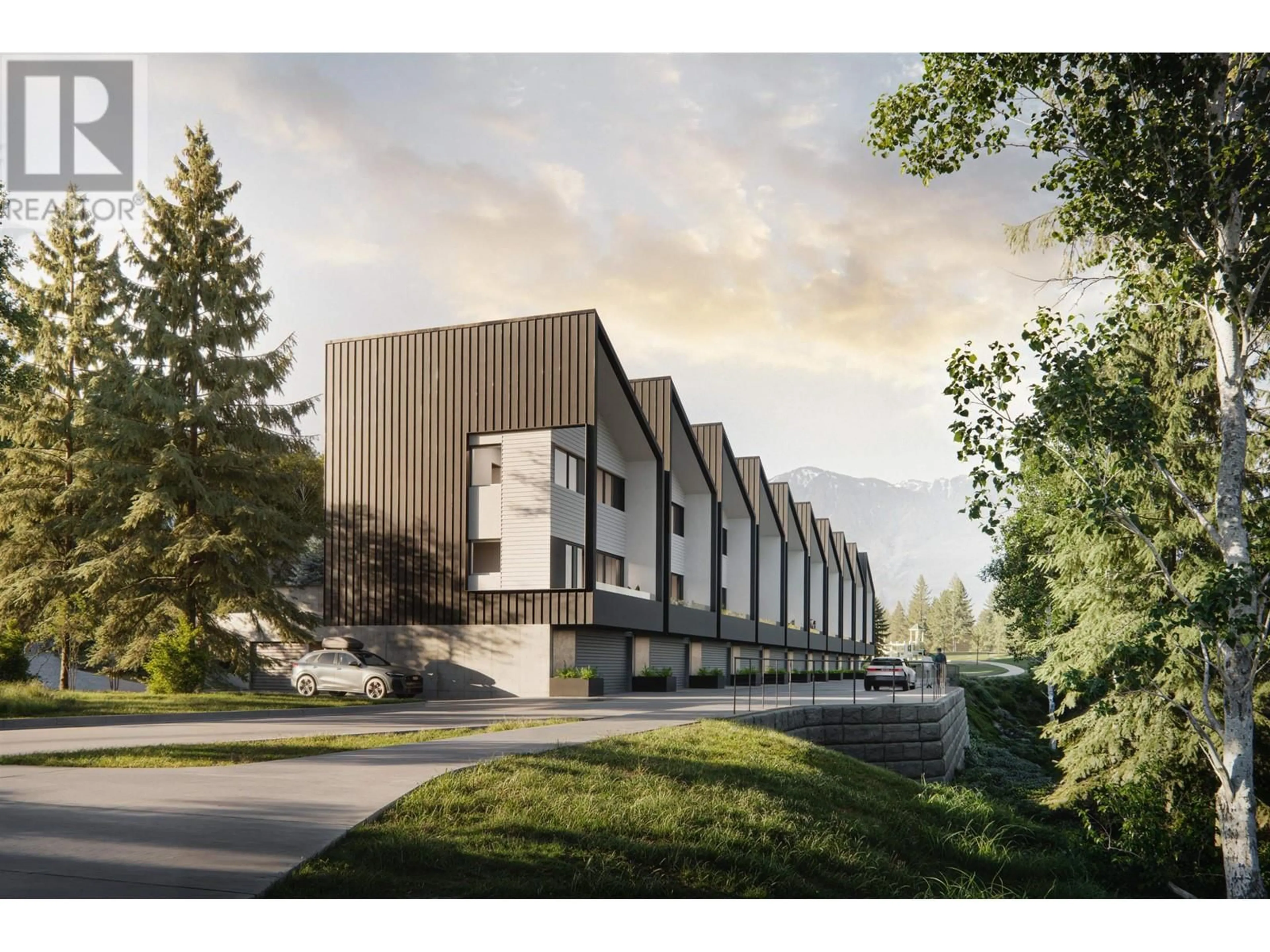 Indoor foyer for 2 - 2900 UNIVERSITY BOULEVARD, Squamish British Columbia V8B0R9