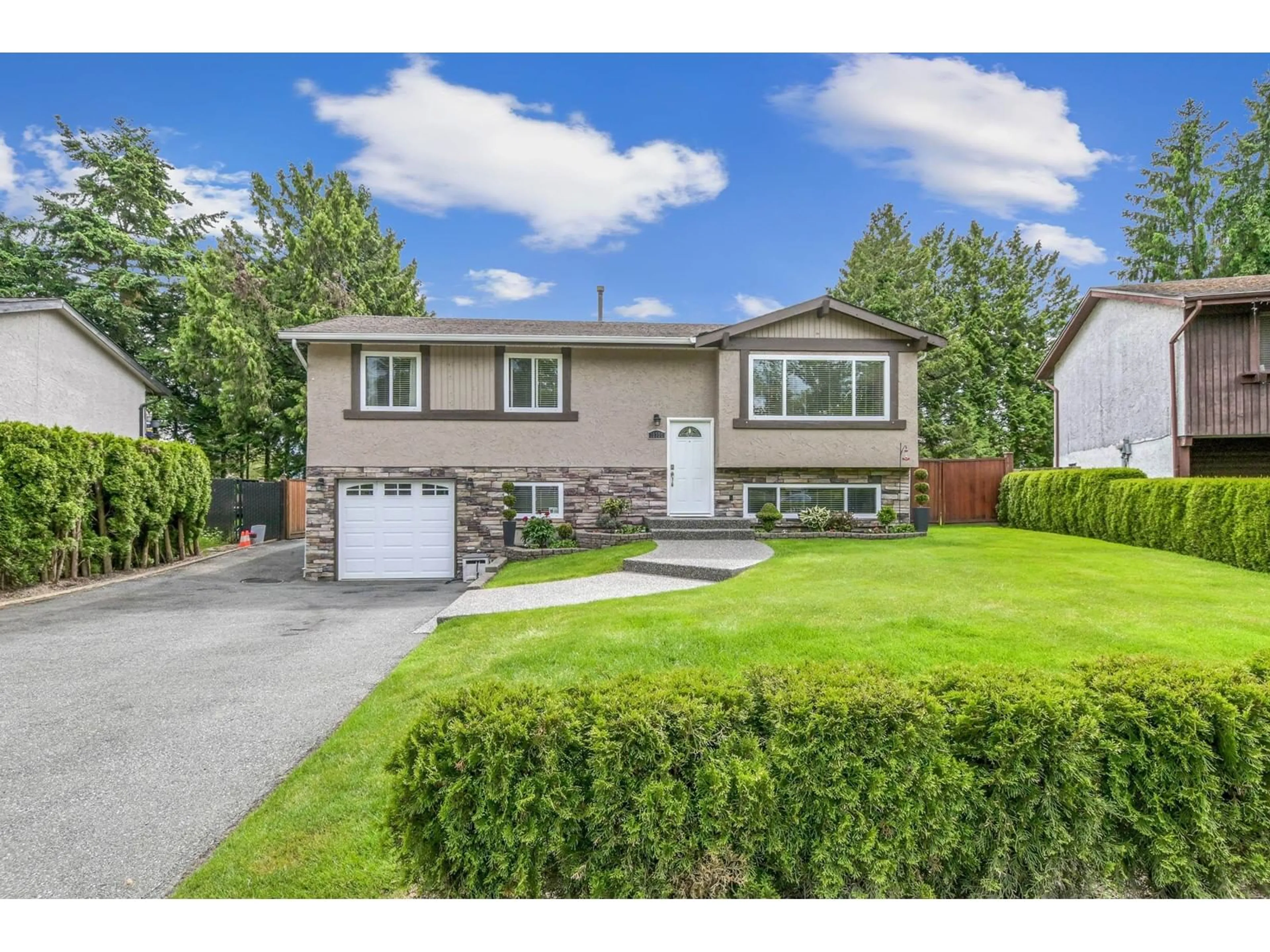 Home with vinyl exterior material, street for 19360 62A, Surrey British Columbia V3S7L6