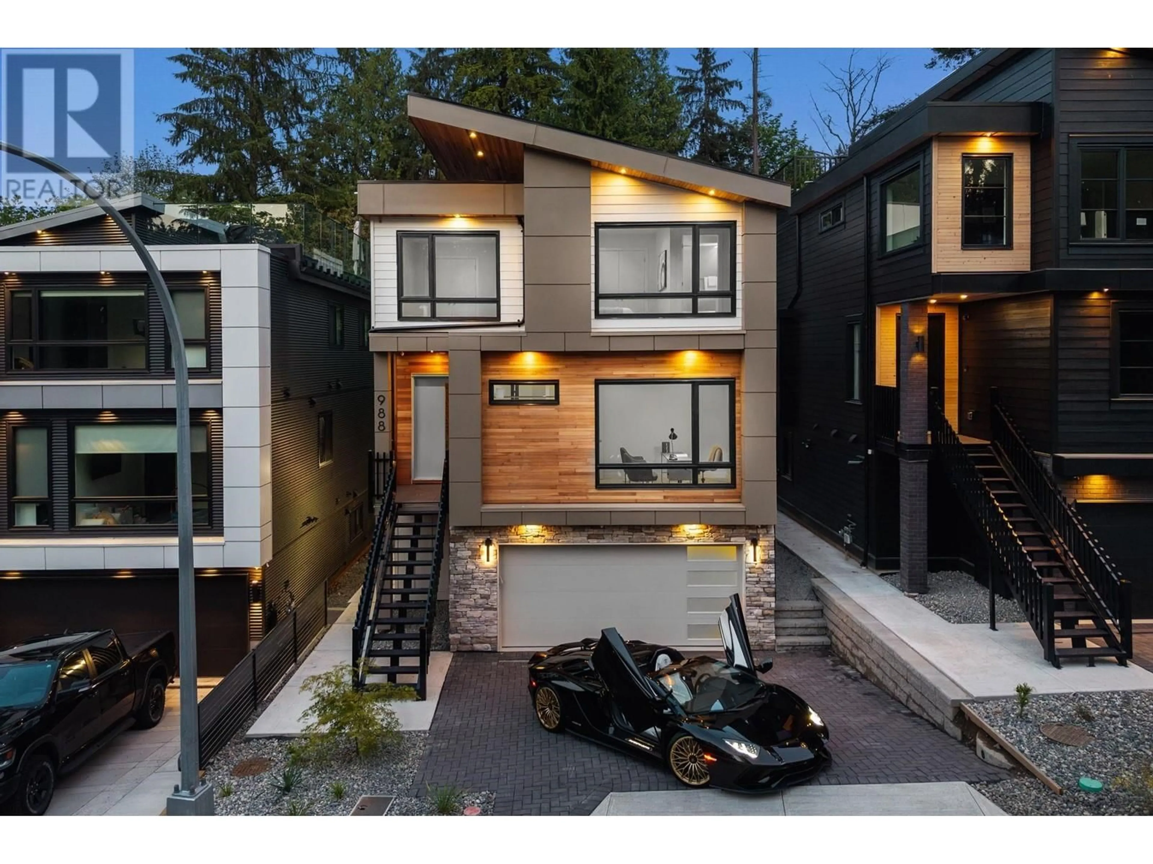 Home with brick exterior material, street for 988 SEAFORTH WAY, Port Moody British Columbia V3H1P3