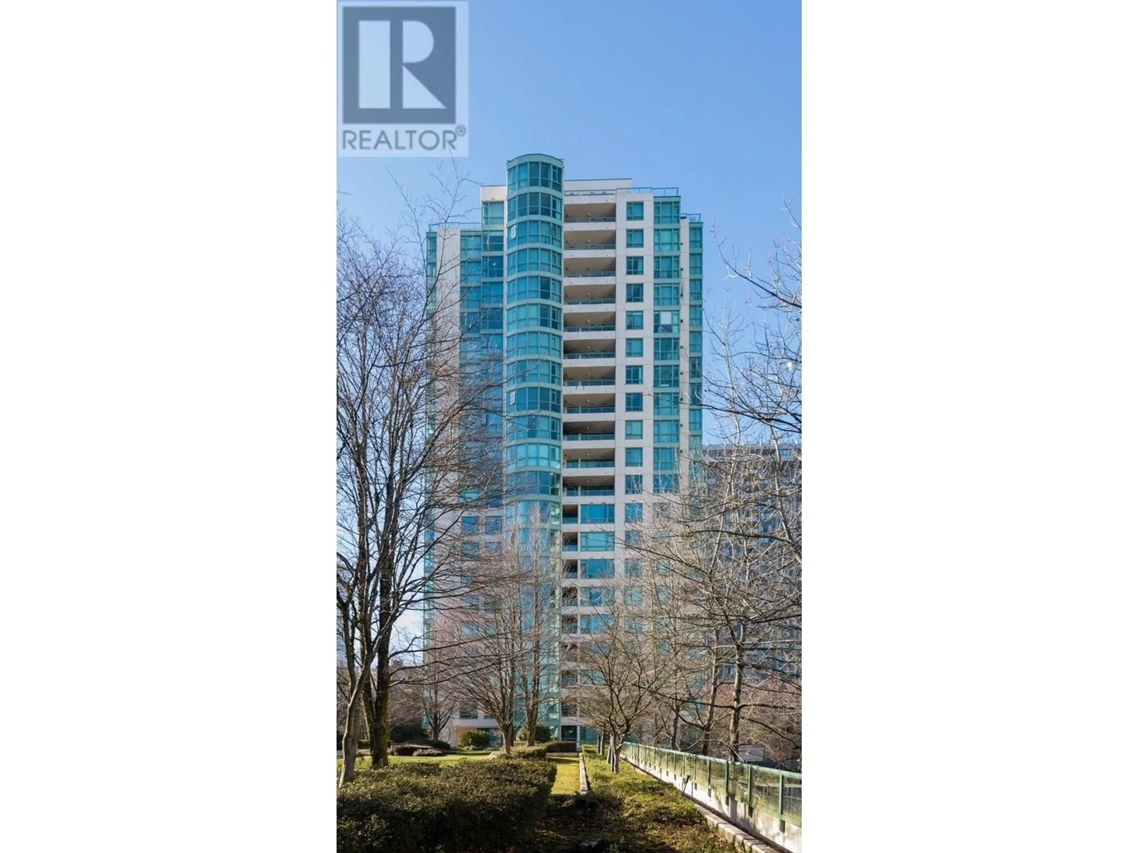 Indoor foyer for 602 - 5899 WILSON AVENUE, Burnaby British Columbia V5H4R9