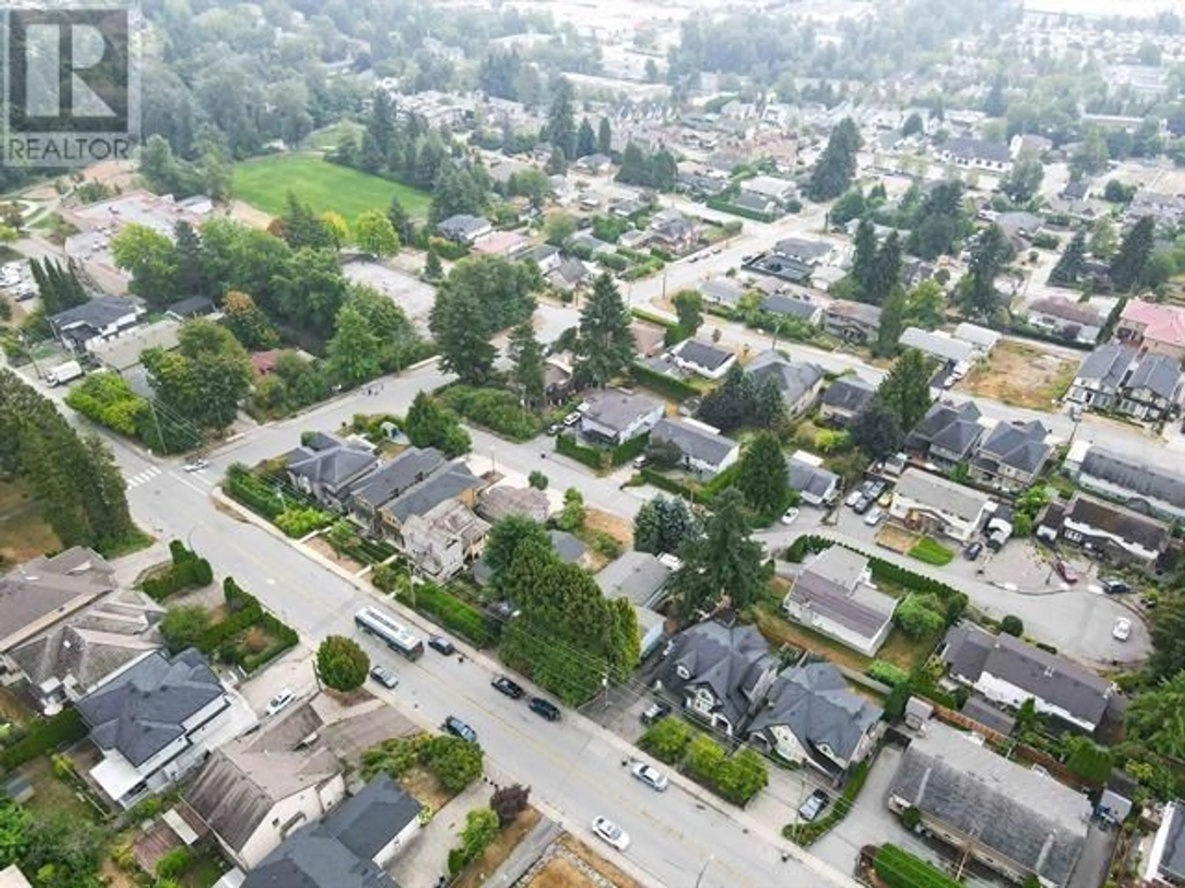 A pic from outside/outdoor area/front of a property/back of a property/a pic from drone, street for 1152 ROCHESTER AVENUE, Coquitlam British Columbia V3K2X4
