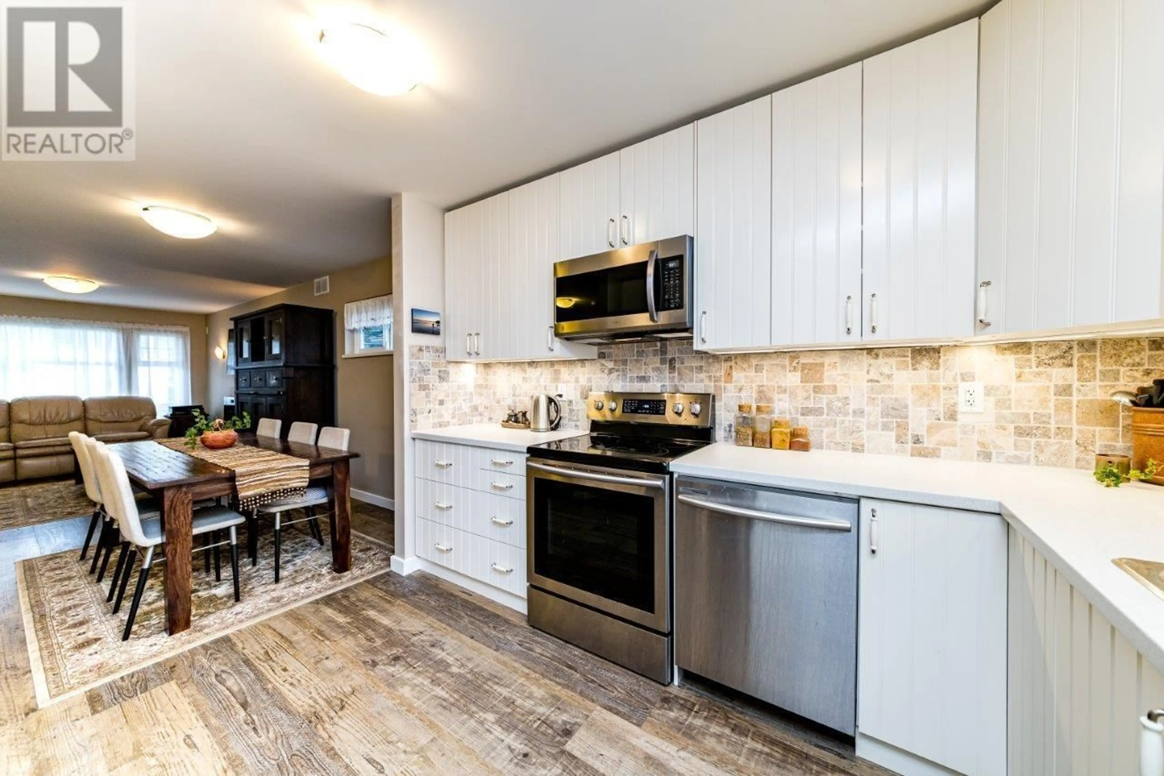 Open concept kitchen, unknown for 347 SEYMOUR RIVER PLACE, North Vancouver British Columbia V7H1S6