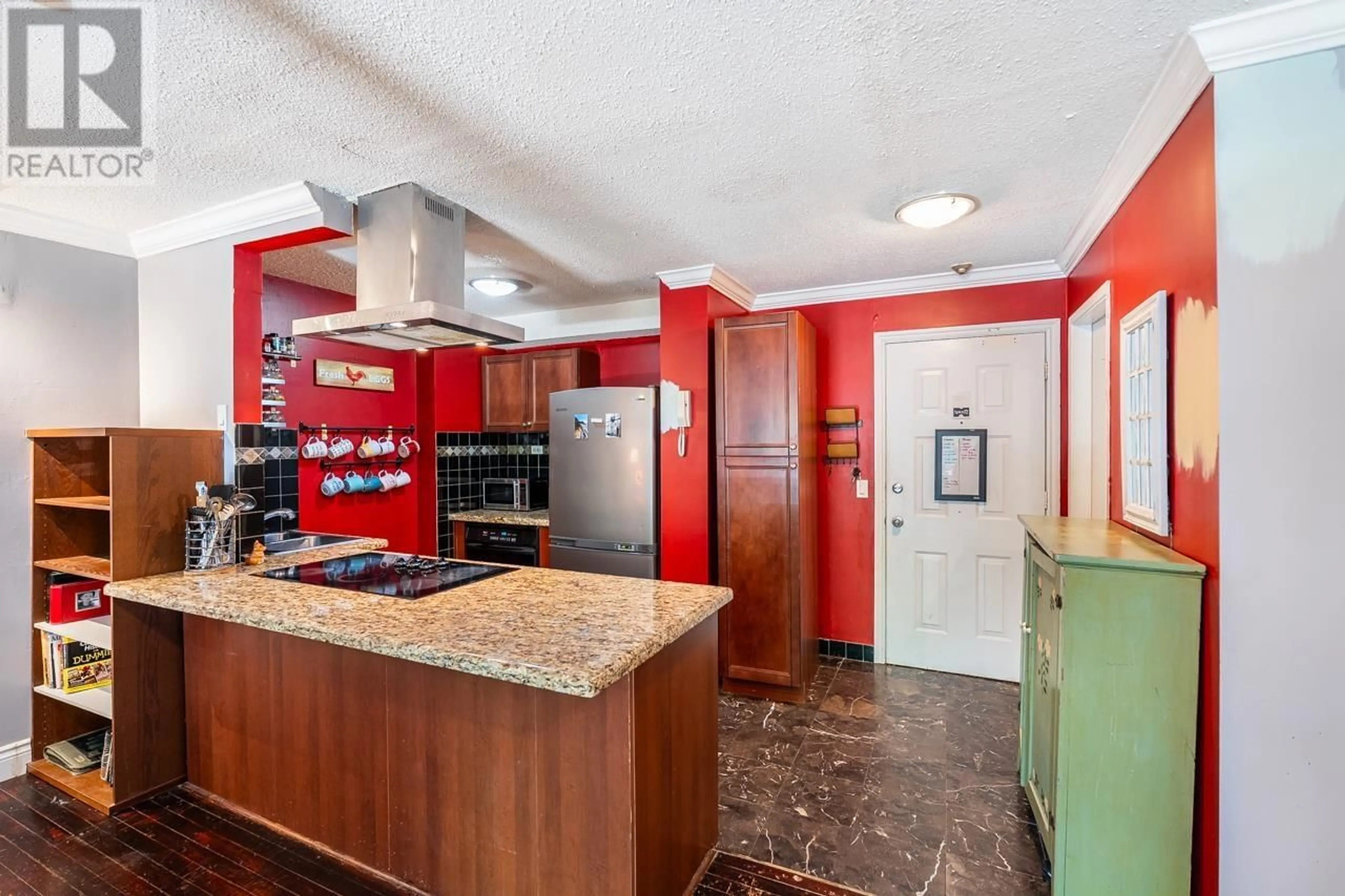 Standard kitchen, ceramic/tile floor for 229 - 202 WESTHILL PLACE, Port Moody British Columbia V3H1V2