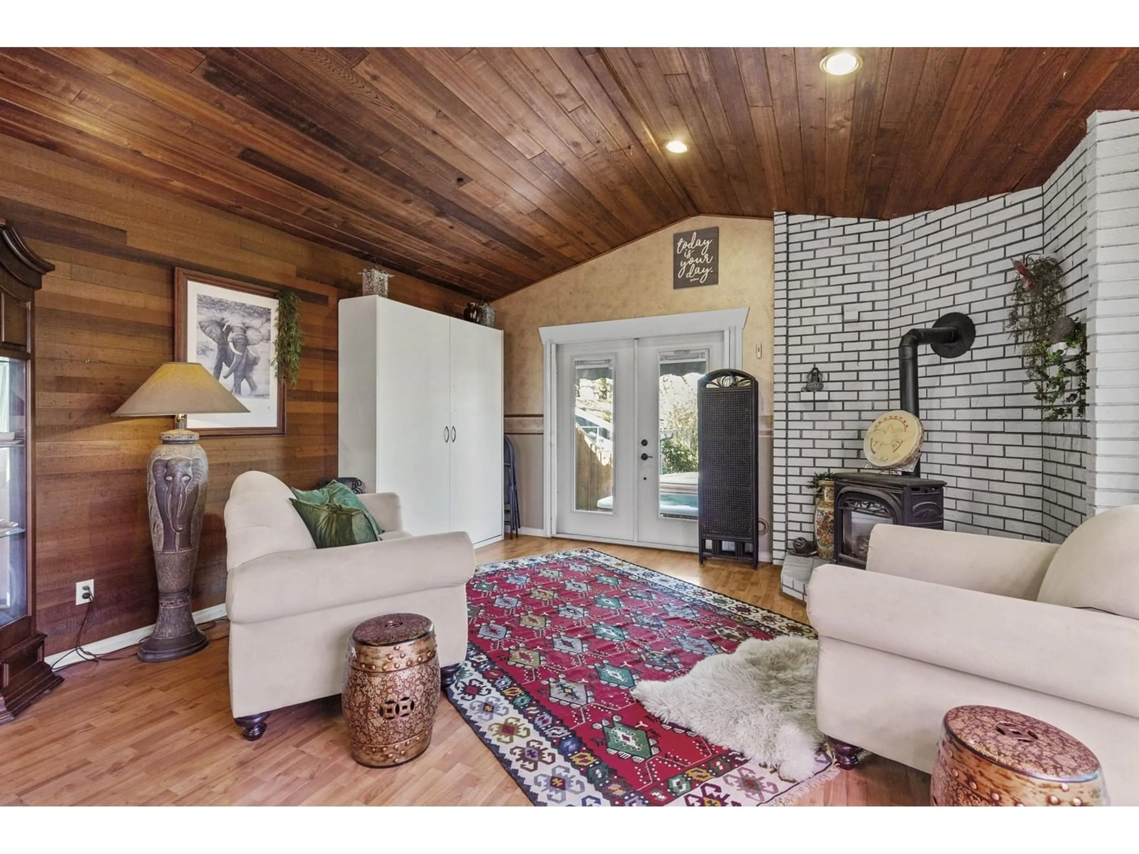 Indoor entryway for 7729 STAVE LAKE, Mission British Columbia V2V4G7