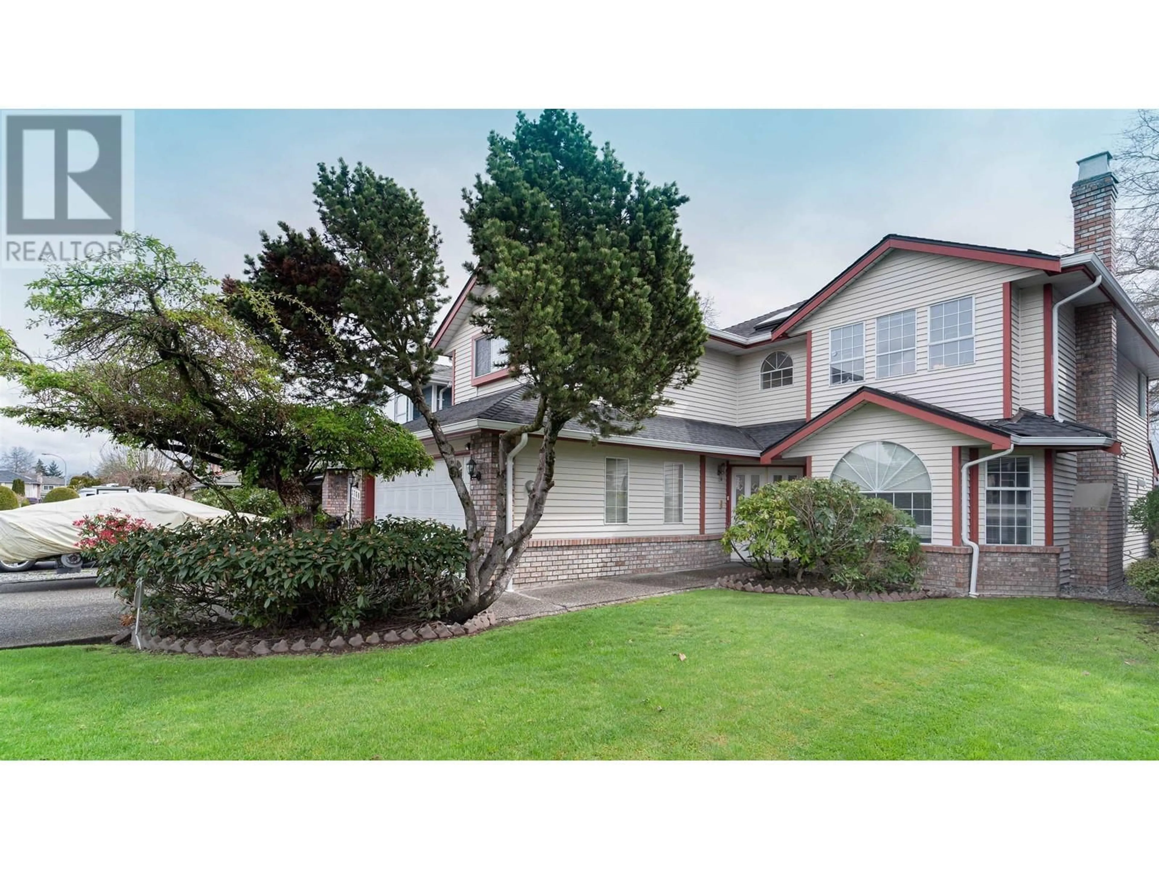 A pic from outside/outdoor area/front of a property/back of a property/a pic from drone, street for 3760 MCKAY DRIVE, Richmond British Columbia V6X3R5