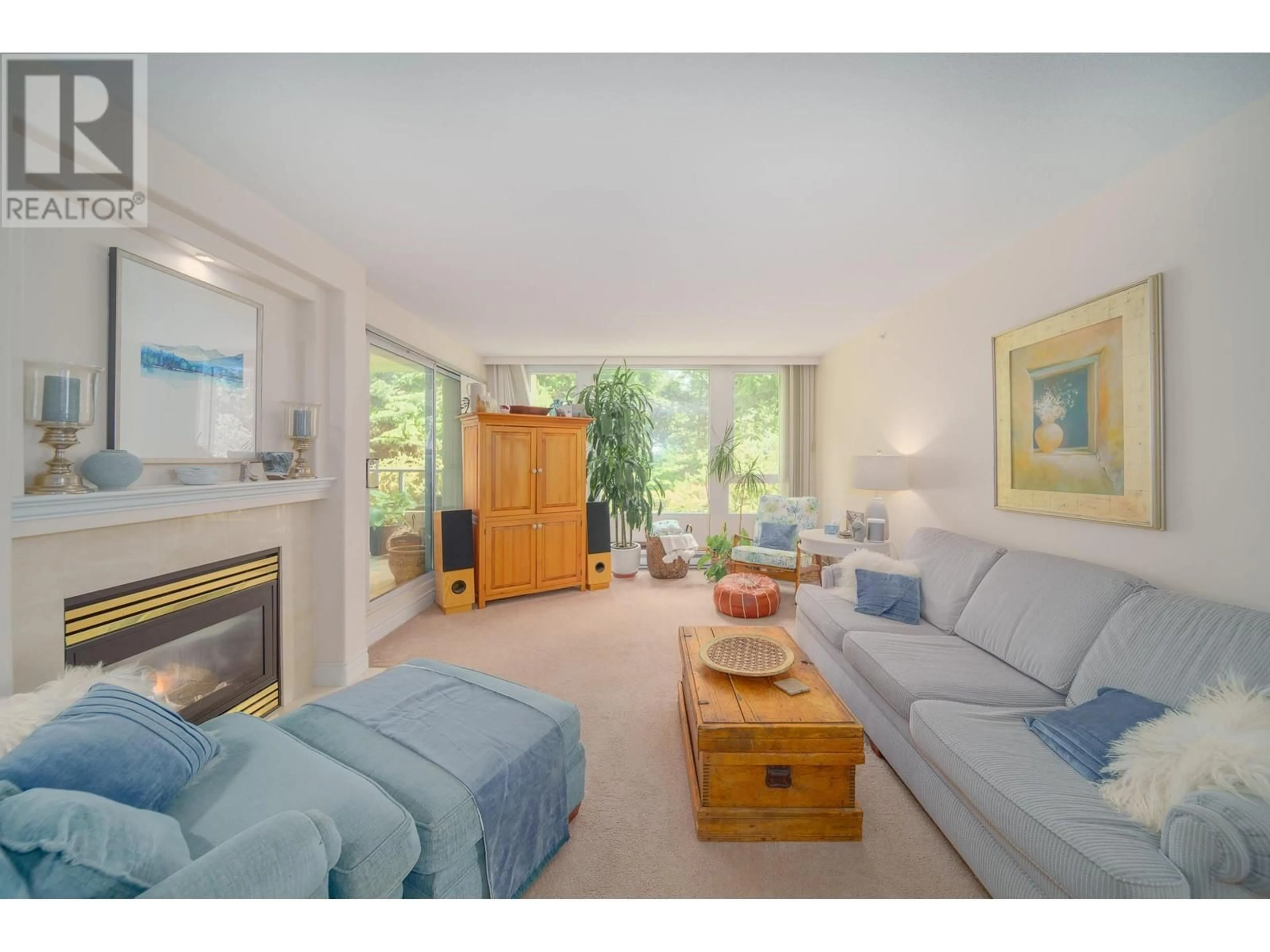 Living room with furniture, unknown for 307 - 5775 HAMPTON PLACE, Vancouver British Columbia V6T2G6