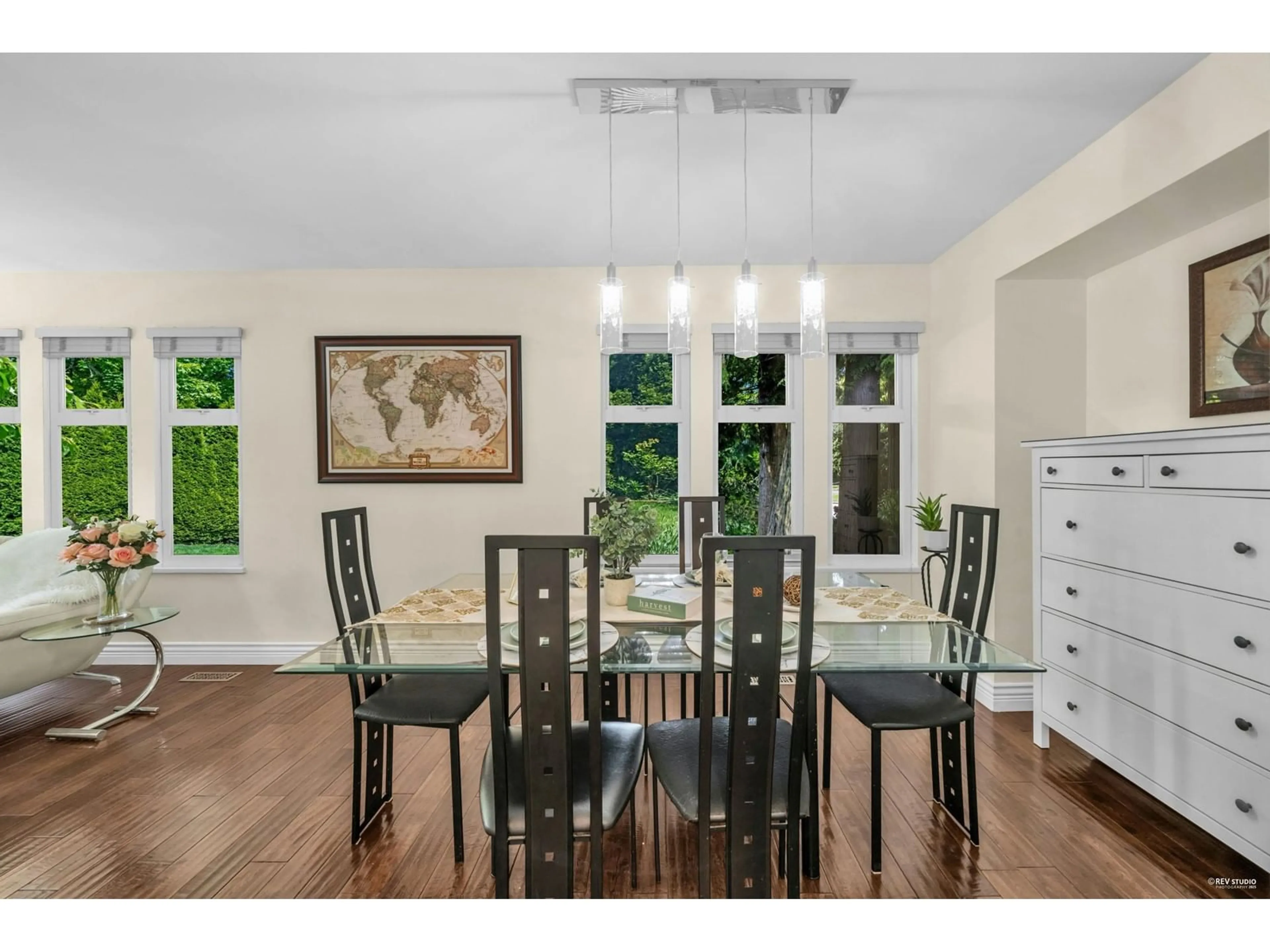Dining room, wood/laminate floor for 1906 148, Surrey British Columbia V4A6R3