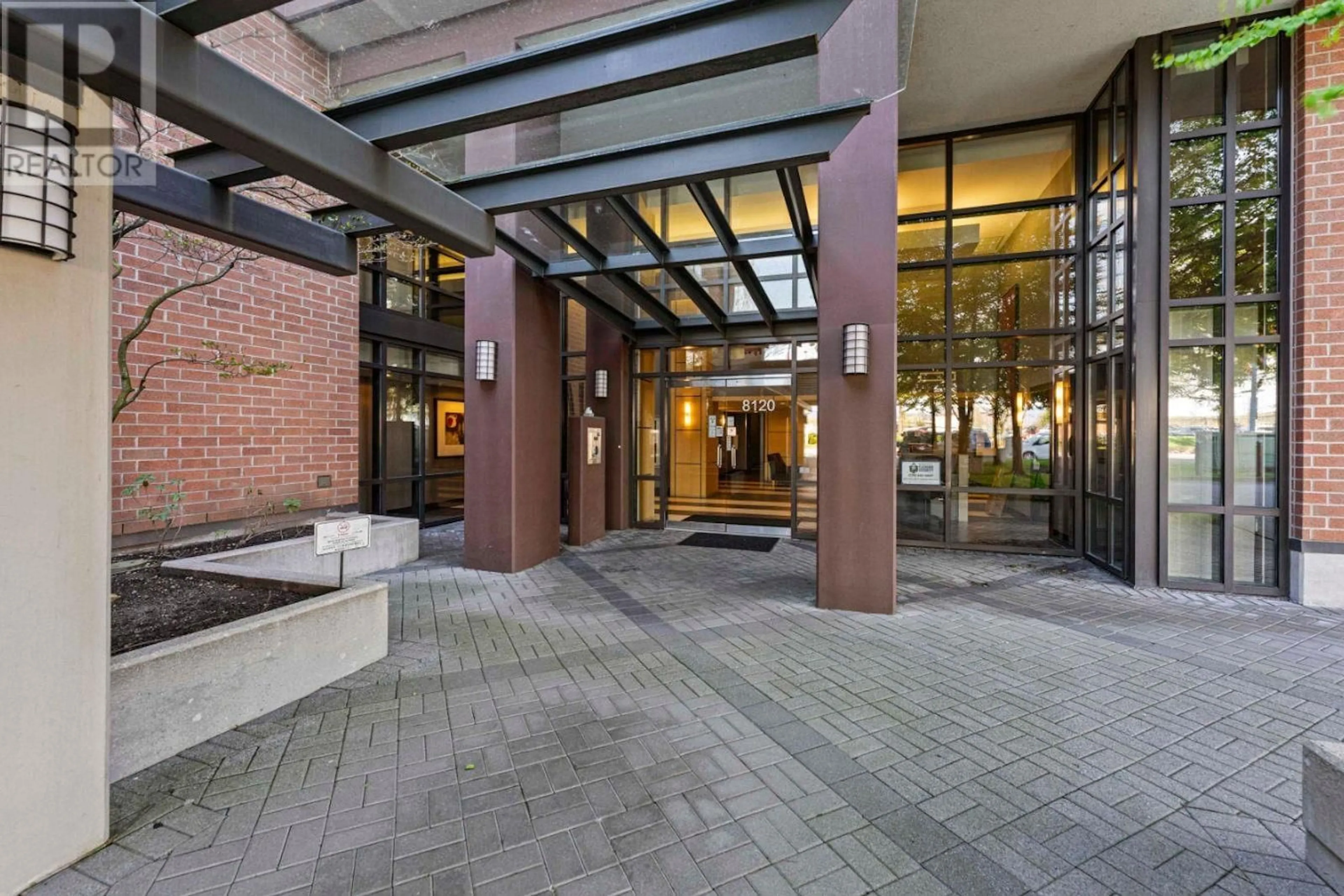 Indoor foyer for 1208 - 8120 LANSDOWNE ROAD, Richmond British Columbia V6X0A1