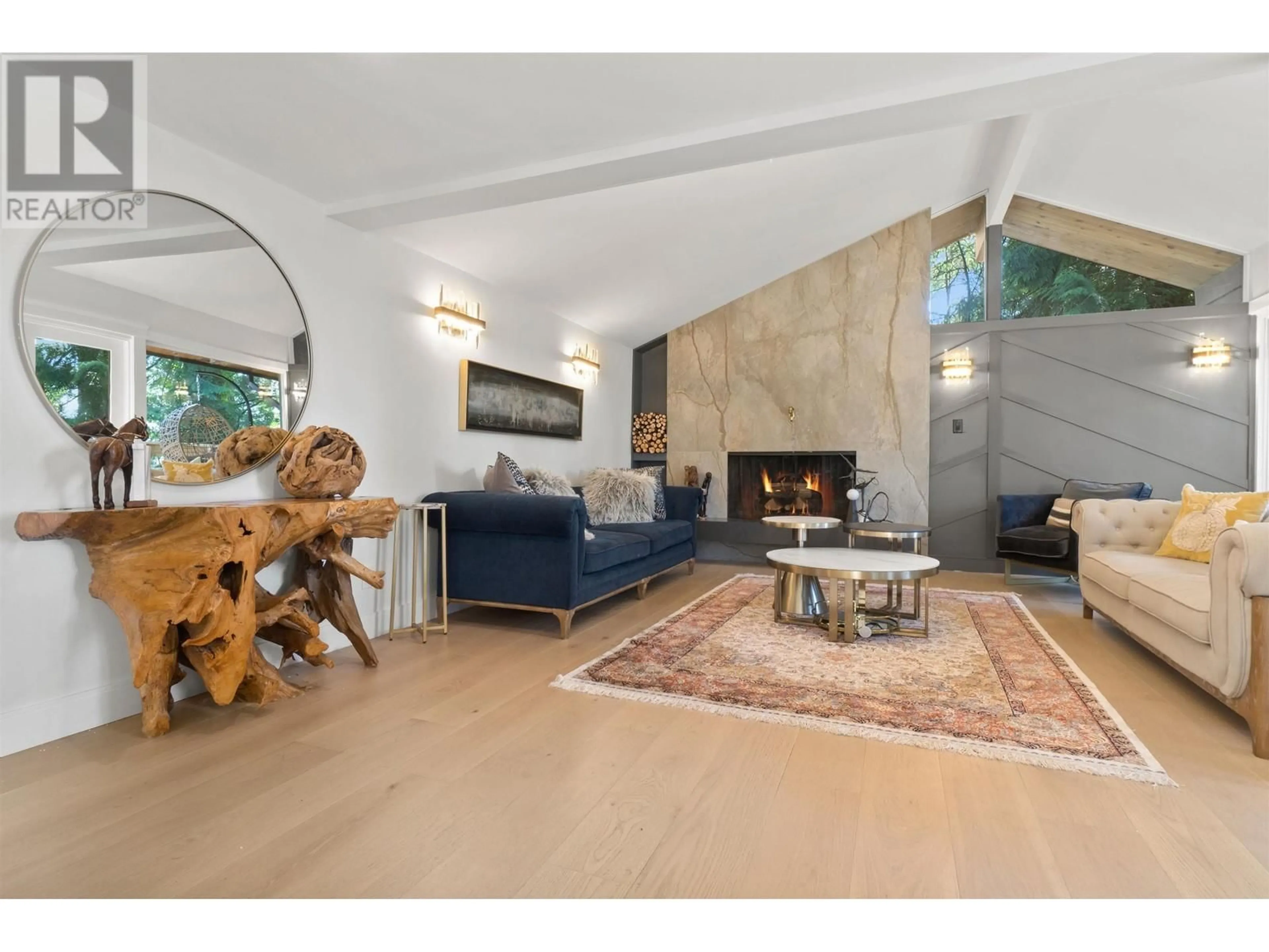 Living room with furniture, unknown for 615 KINGS ROAD, North Vancouver British Columbia V7N1J4