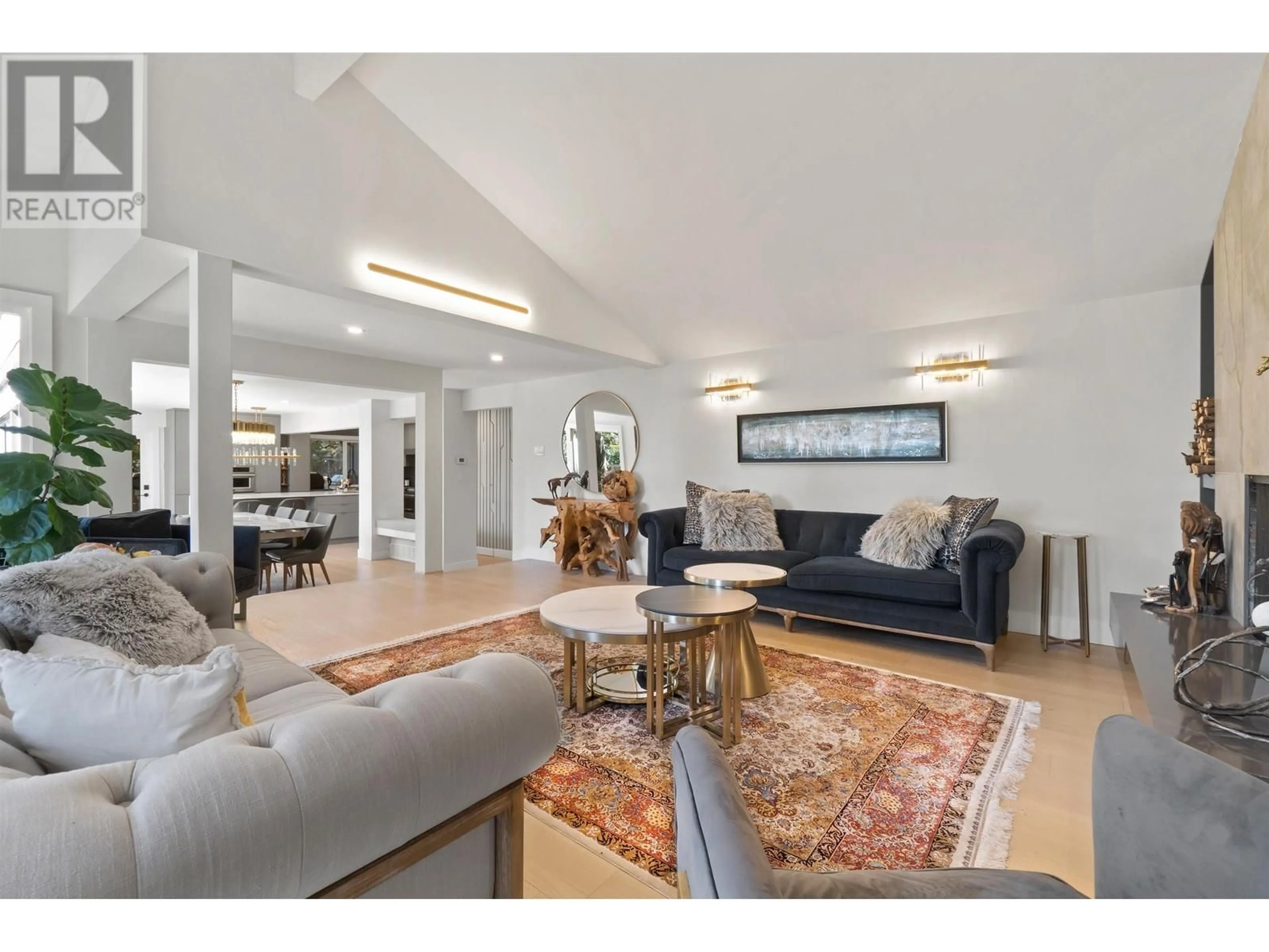 Living room with furniture, unknown for 615 KINGS ROAD, North Vancouver British Columbia V7N1J4