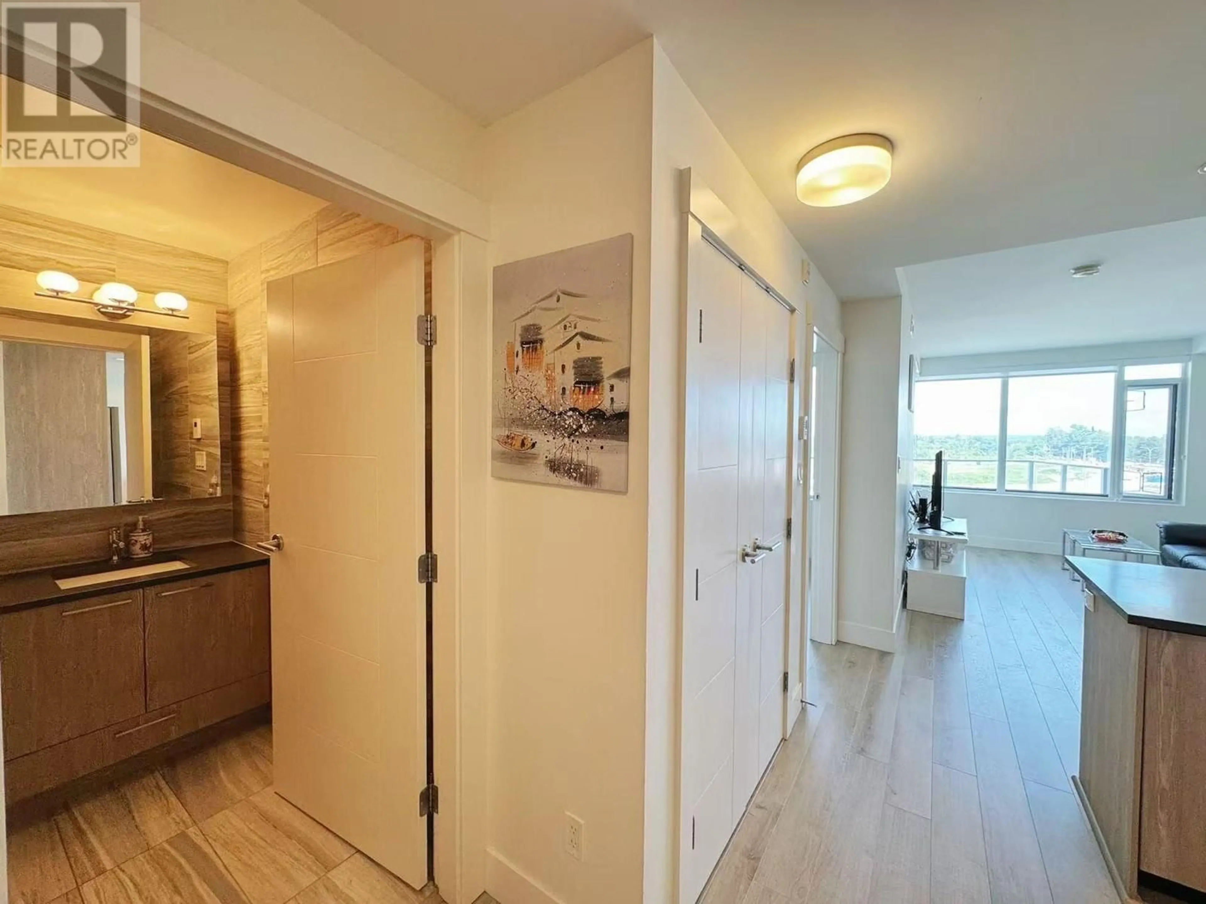 Indoor entryway for 711 - 10788 NO. 5 ROAD, Richmond British Columbia V6W0B7