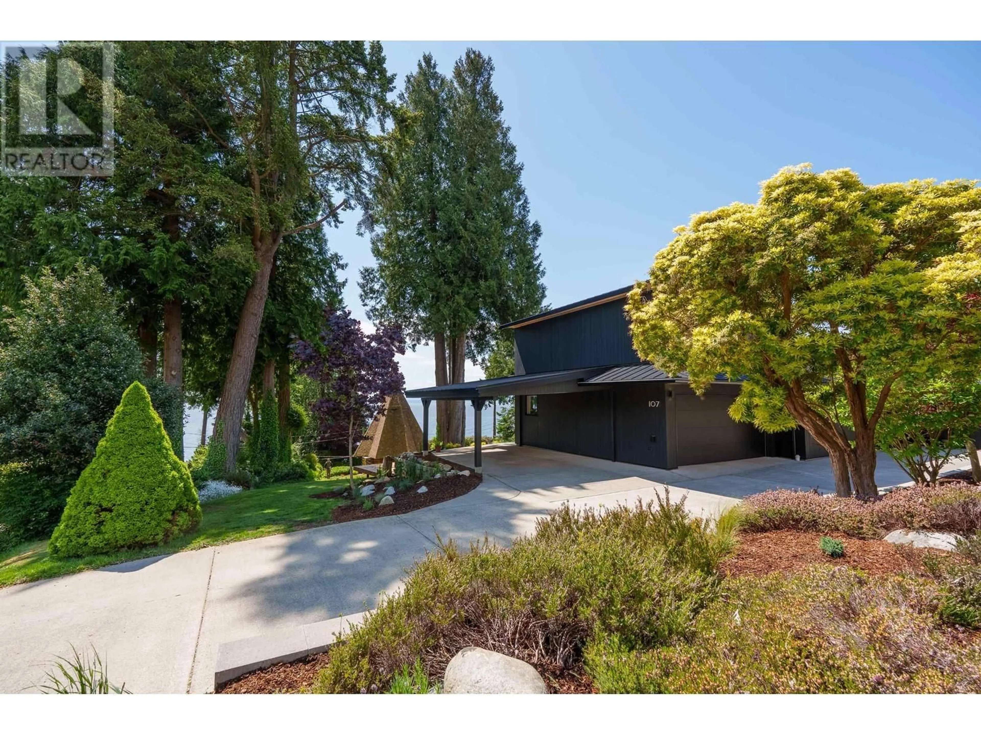 Unknown for 107 MAHAN ROAD, Gibsons British Columbia V0N1V3