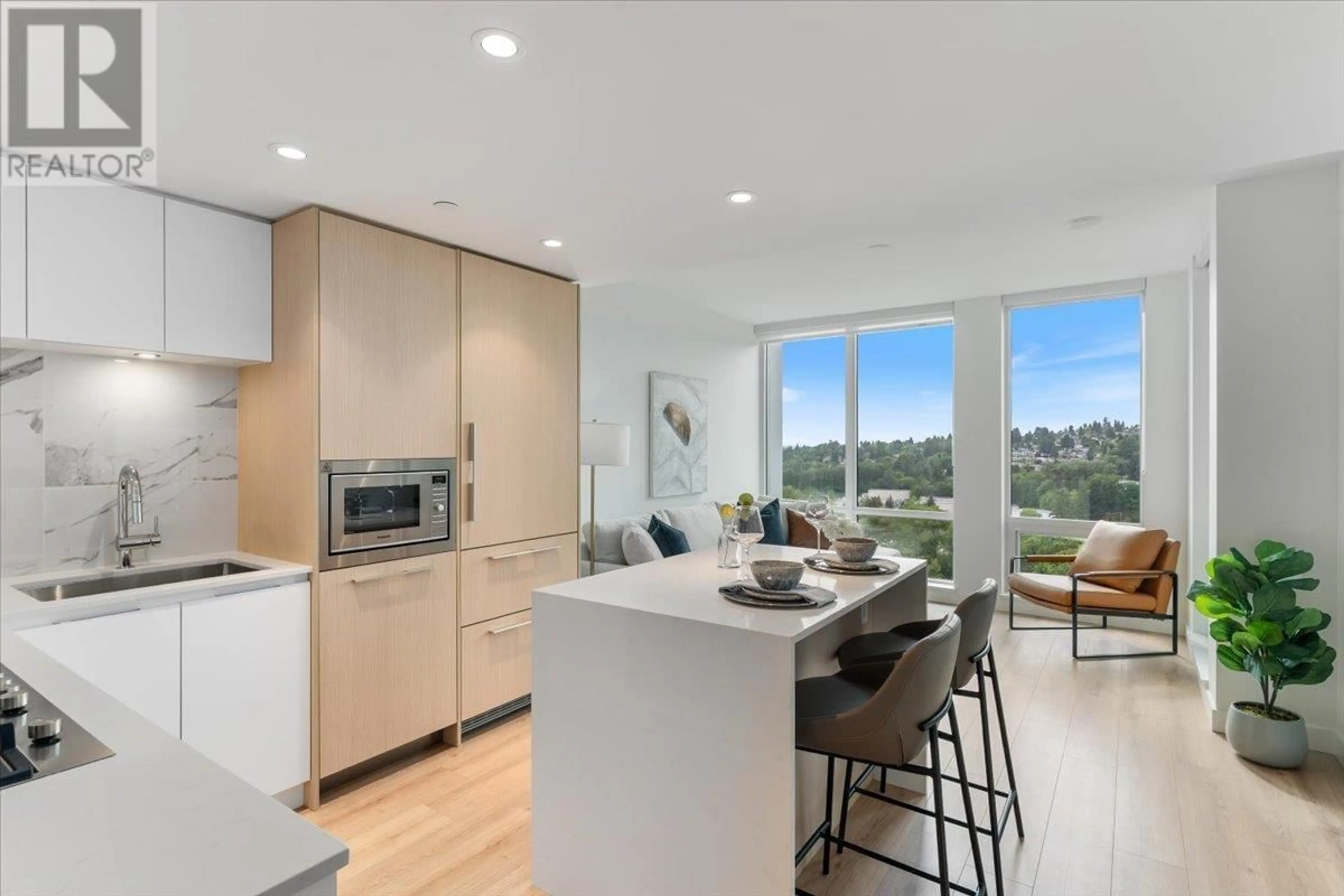 Open concept kitchen, unknown for 2208 - 1500 FERN STREET, North Vancouver British Columbia V7J0E6