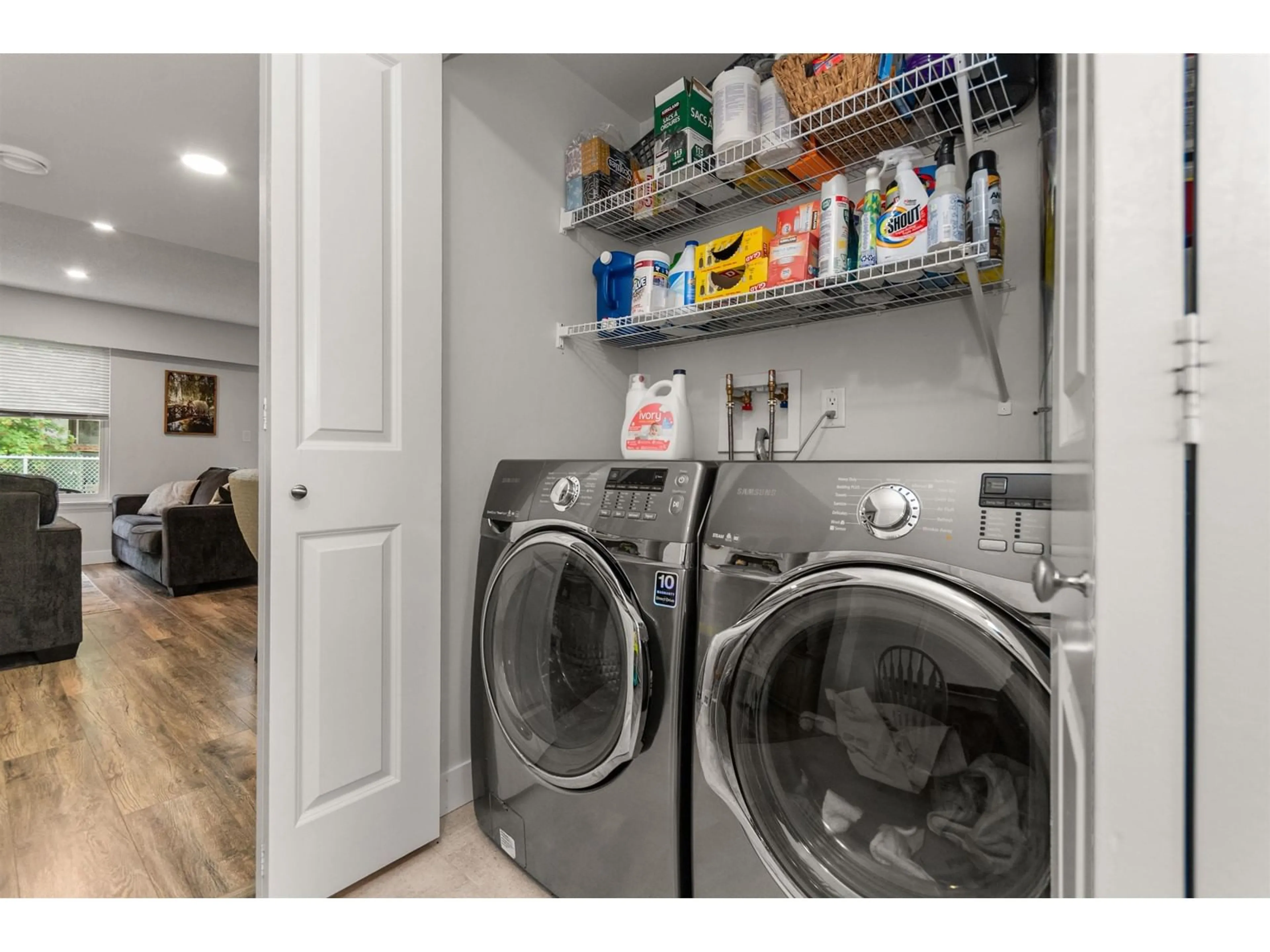 Laundry room for 51 - 45185 WOLFE ROAD, Chilliwack British Columbia V2P1V5