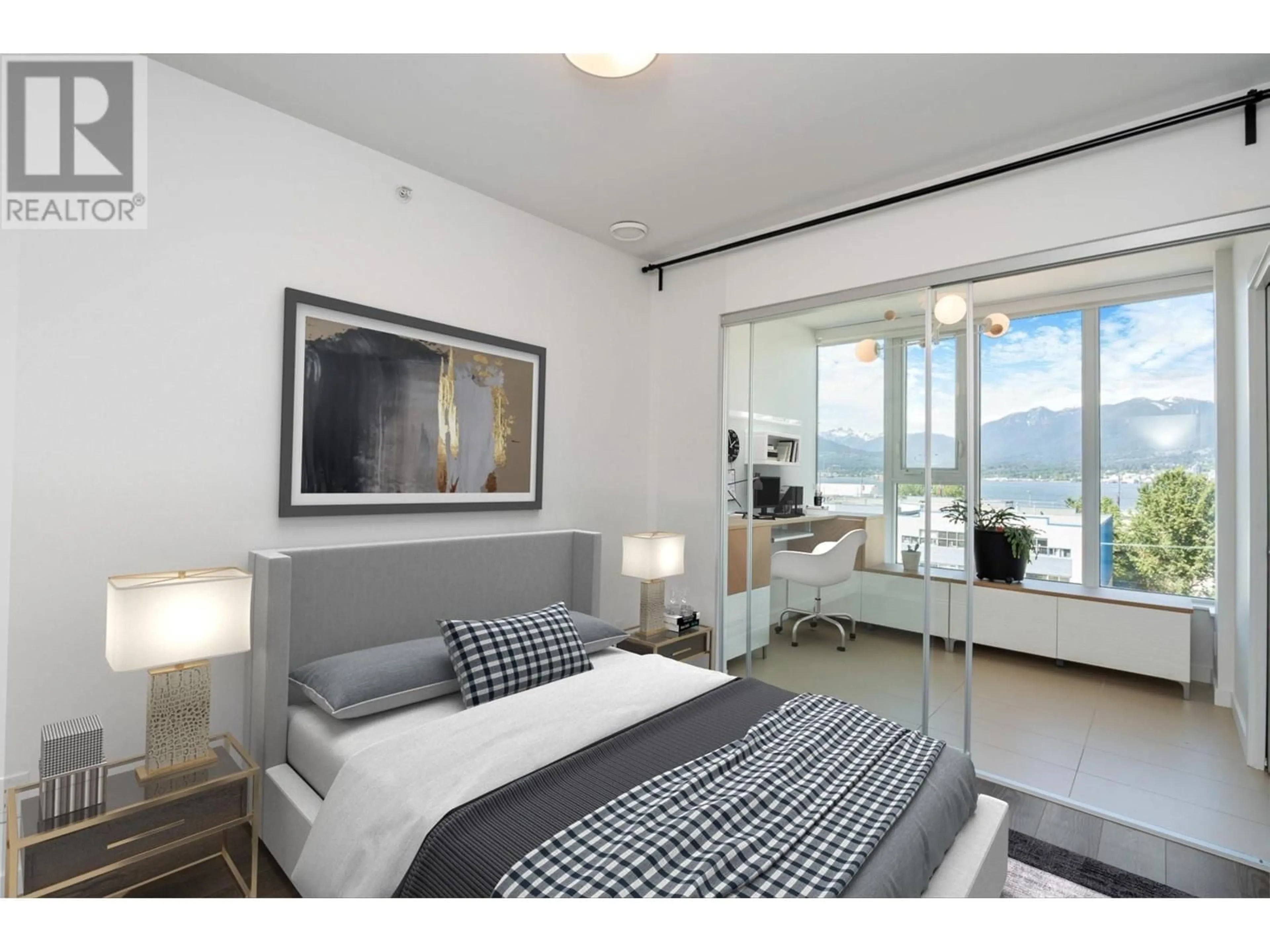 Bedroom with bed, unknown for 356 - 955 HASTINGS STREET, Vancouver British Columbia V6A0G8