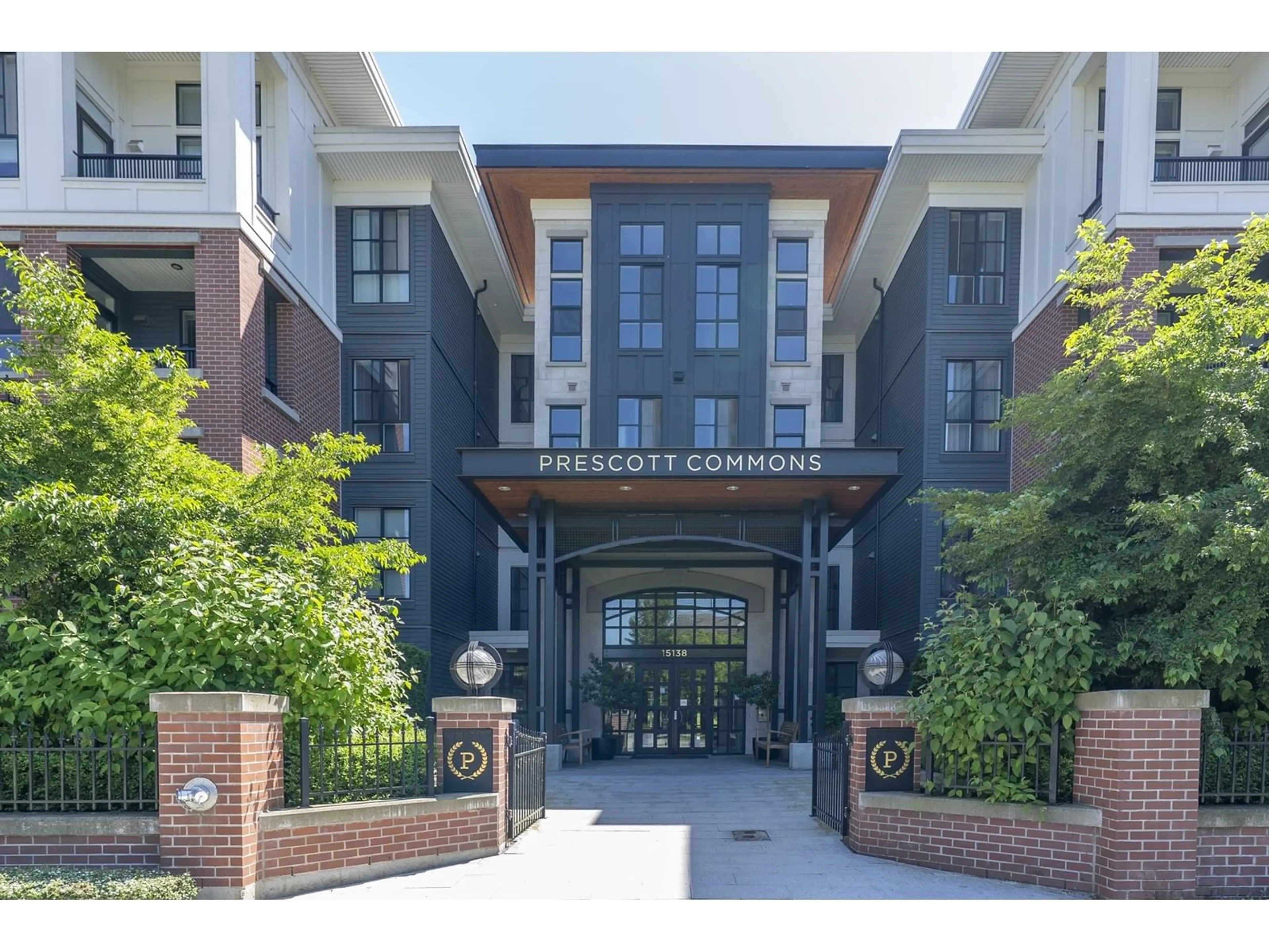 Indoor entryway for 118 - 15138 34, Surrey British Columbia V3Z0N7