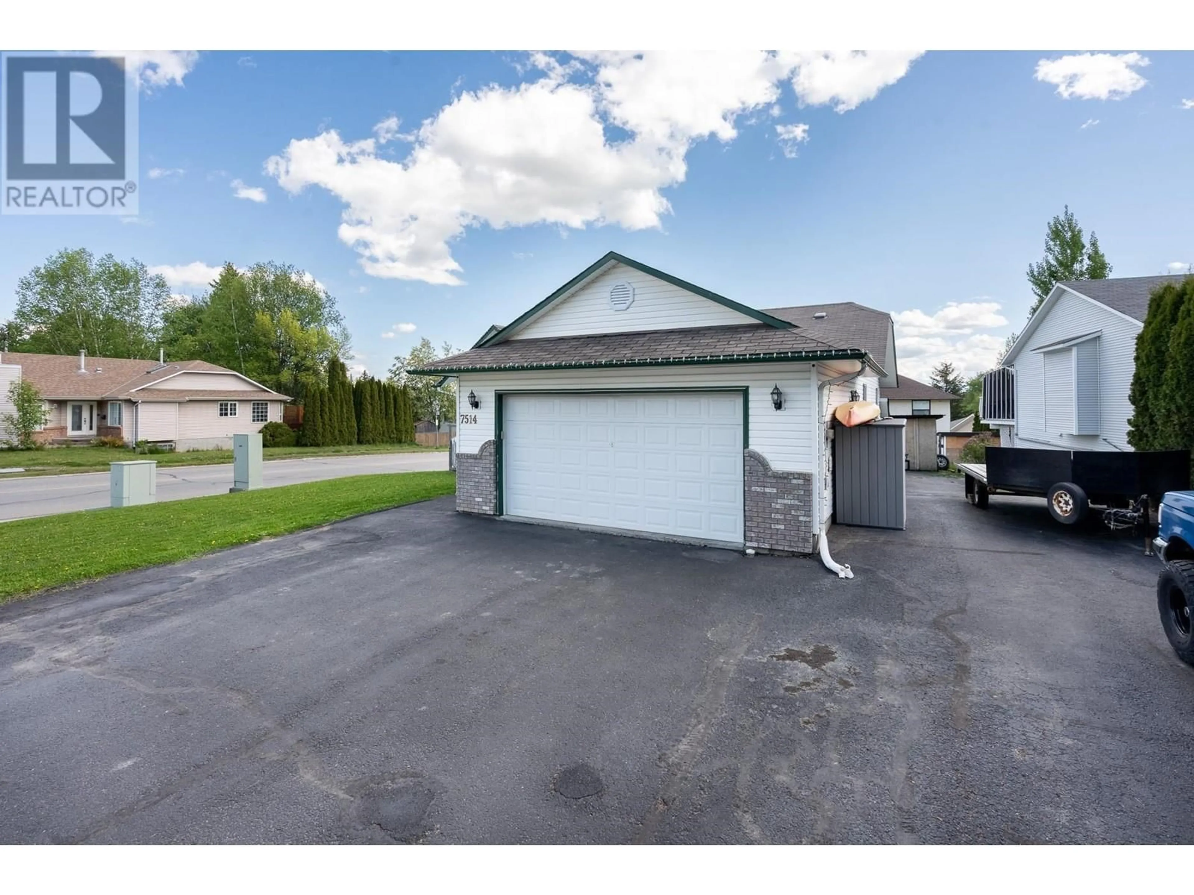 Indoor garage for 7514 SOUTHRIDGE AVENUE, Prince George British Columbia V2N6S4