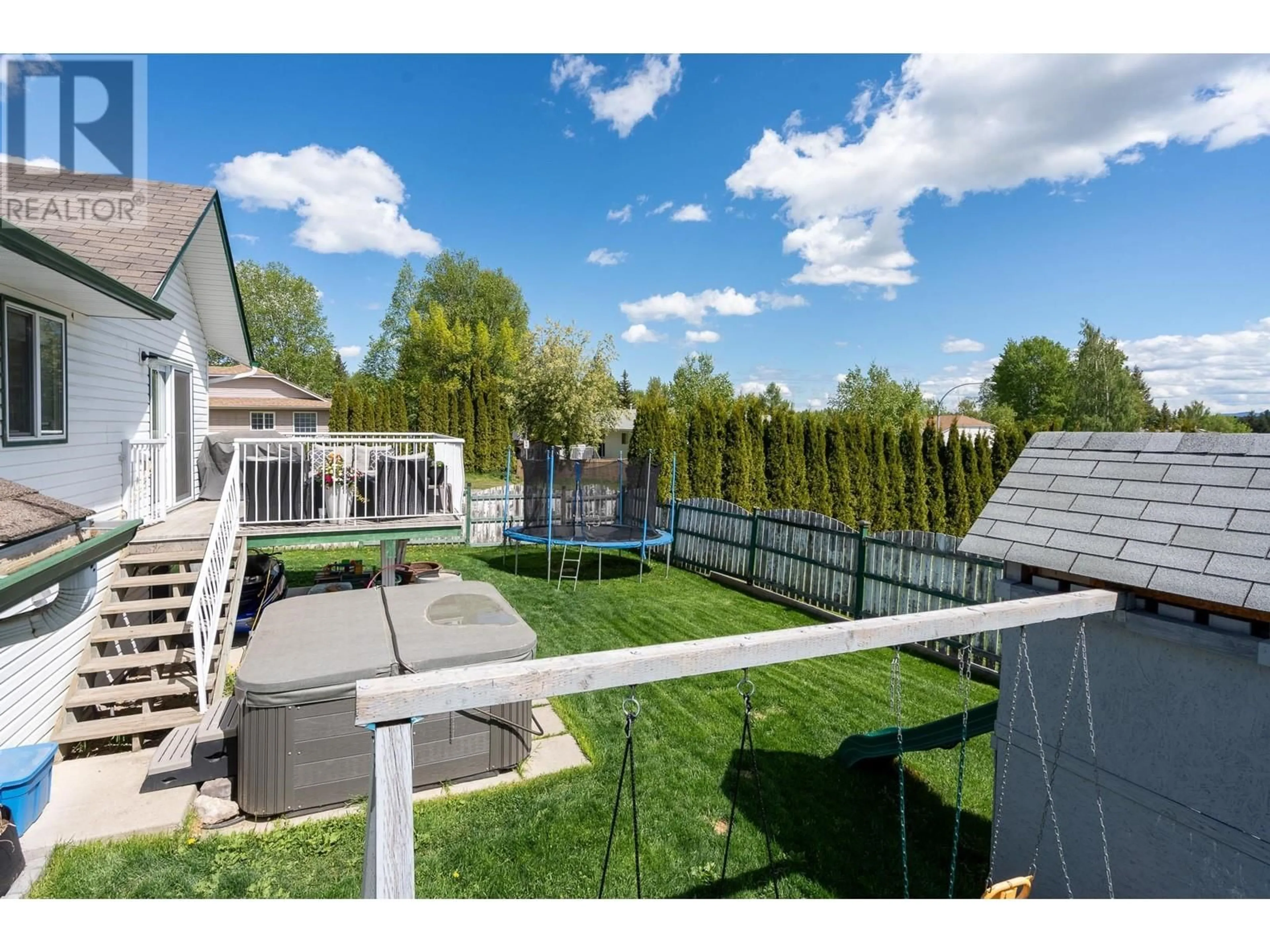 Patio, unknown for 7514 SOUTHRIDGE AVENUE, Prince George British Columbia V2N6S4