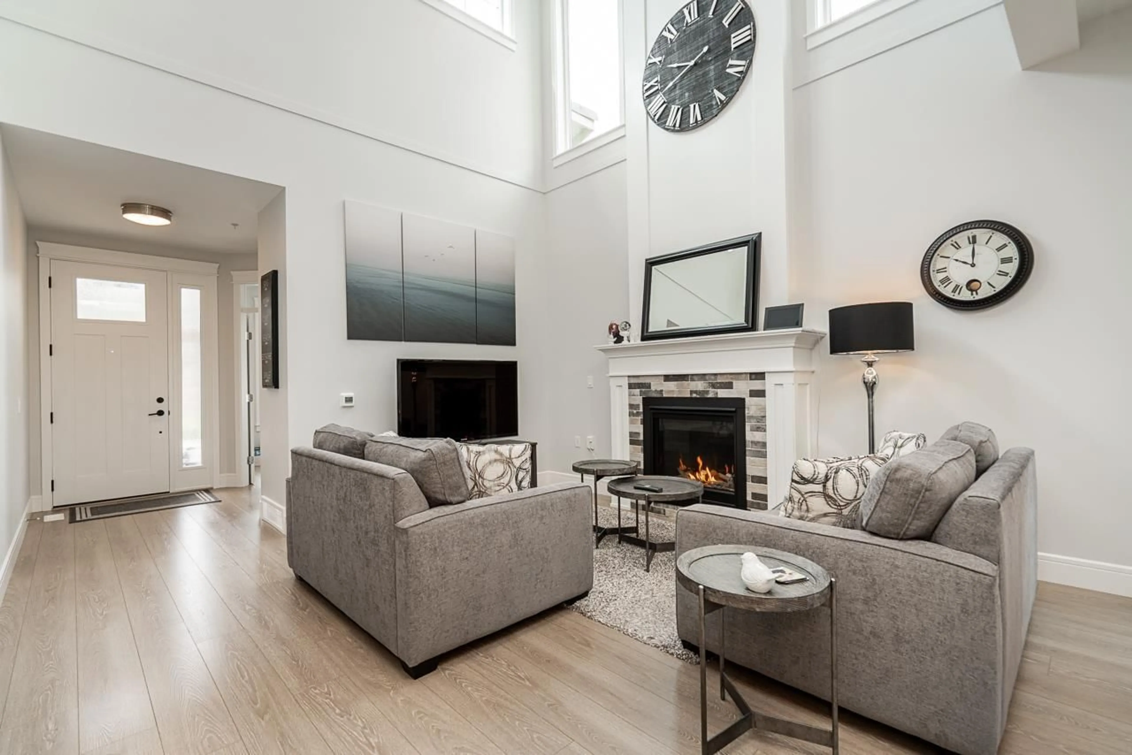 Living room with furniture, unknown for 39 - 4750 228, Langley British Columbia V2Z0A9