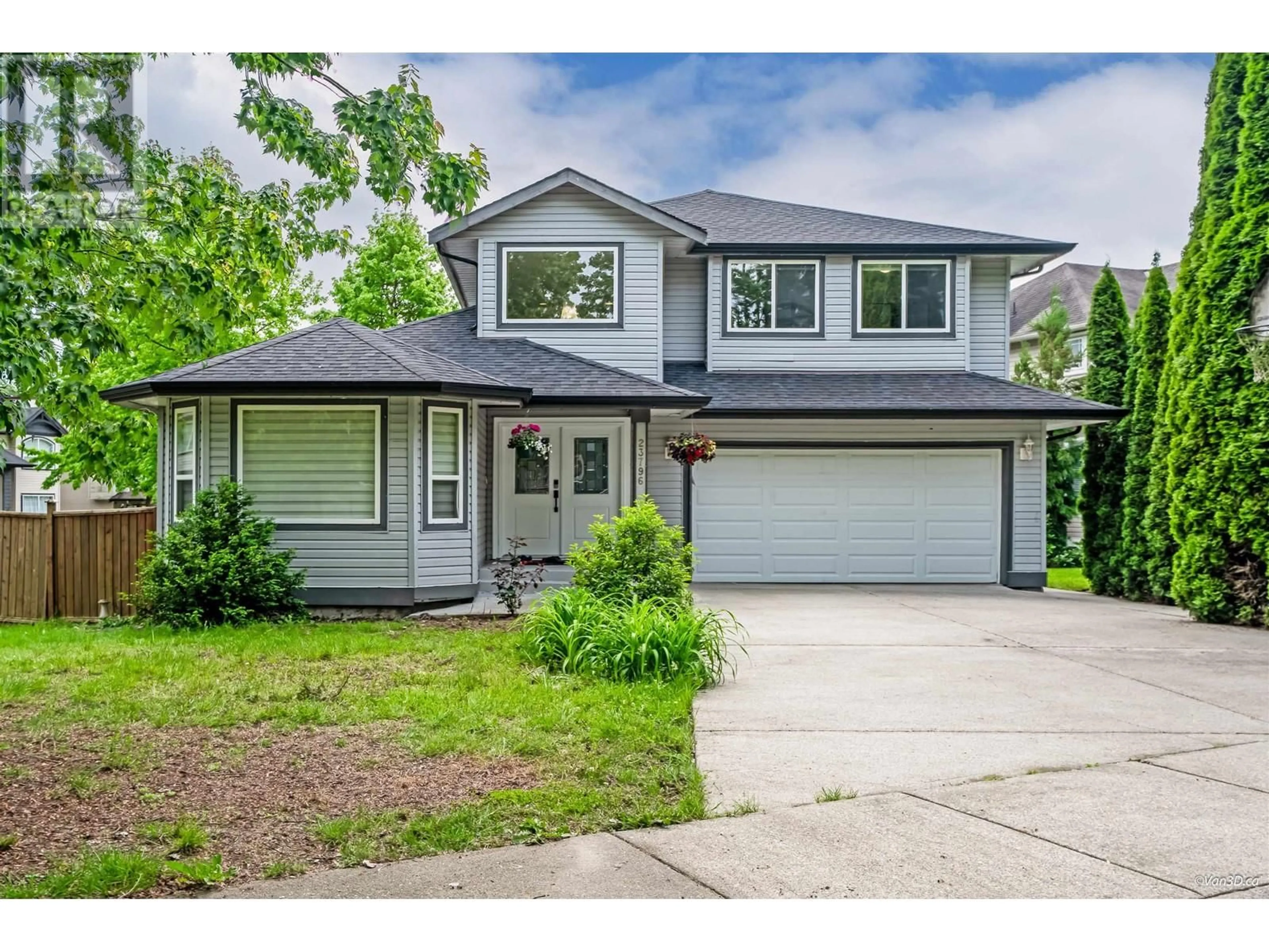 Home with vinyl exterior material, street for 23796 110B AVENUE, Maple Ridge British Columbia V2W1E6