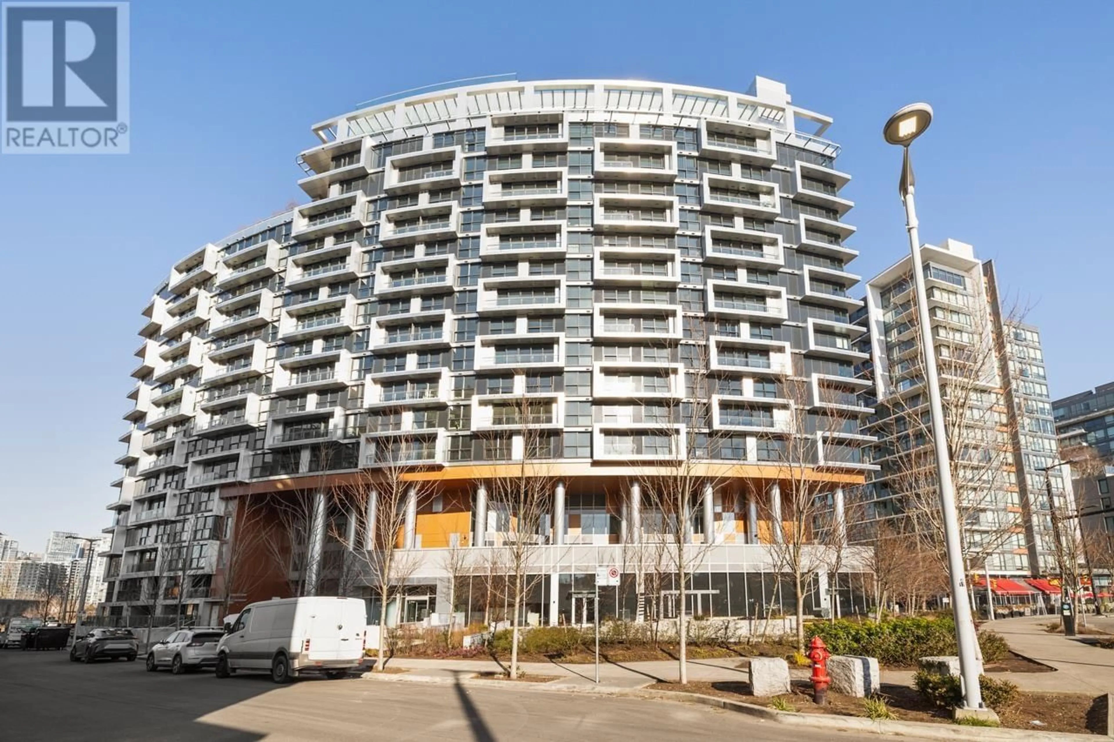 Unknown for 402 - 1768 COOK STREET, Vancouver British Columbia V5Y0N3