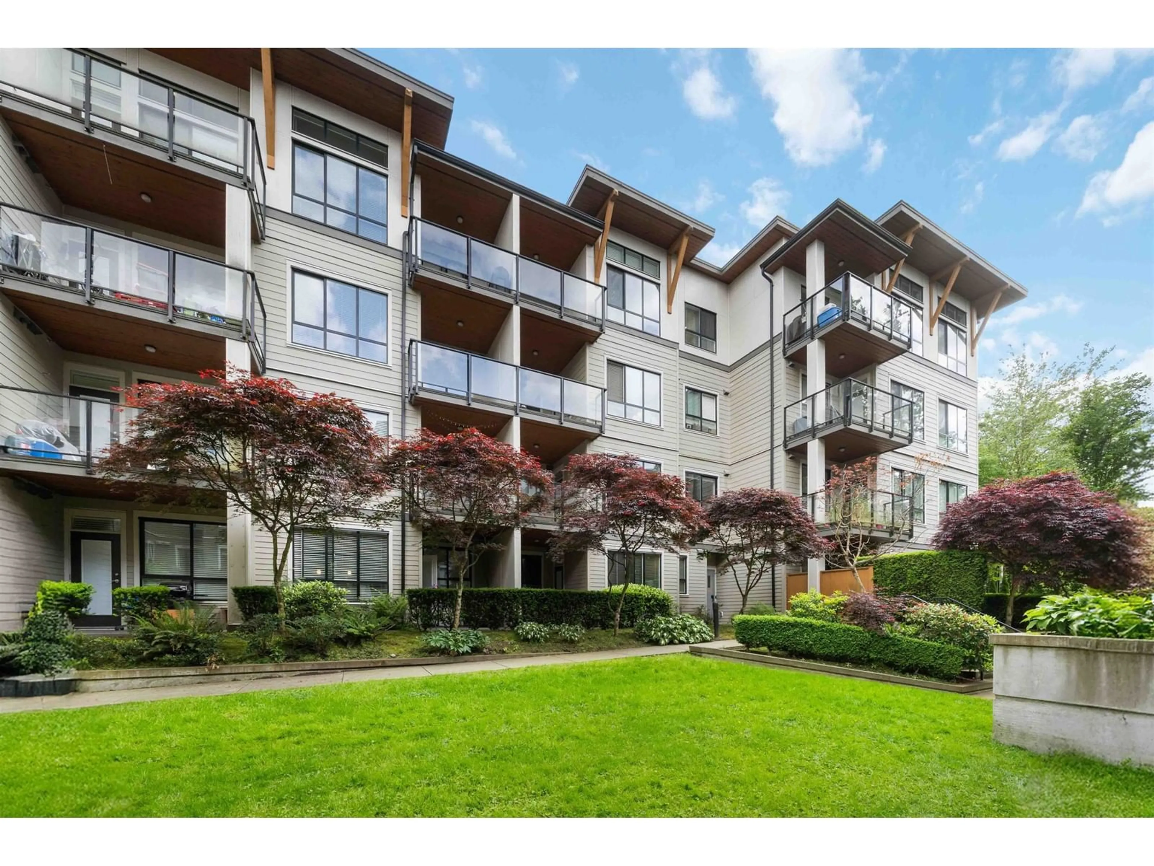 Patio, unknown for 208 - 10455 154, Surrey British Columbia V3R0C5