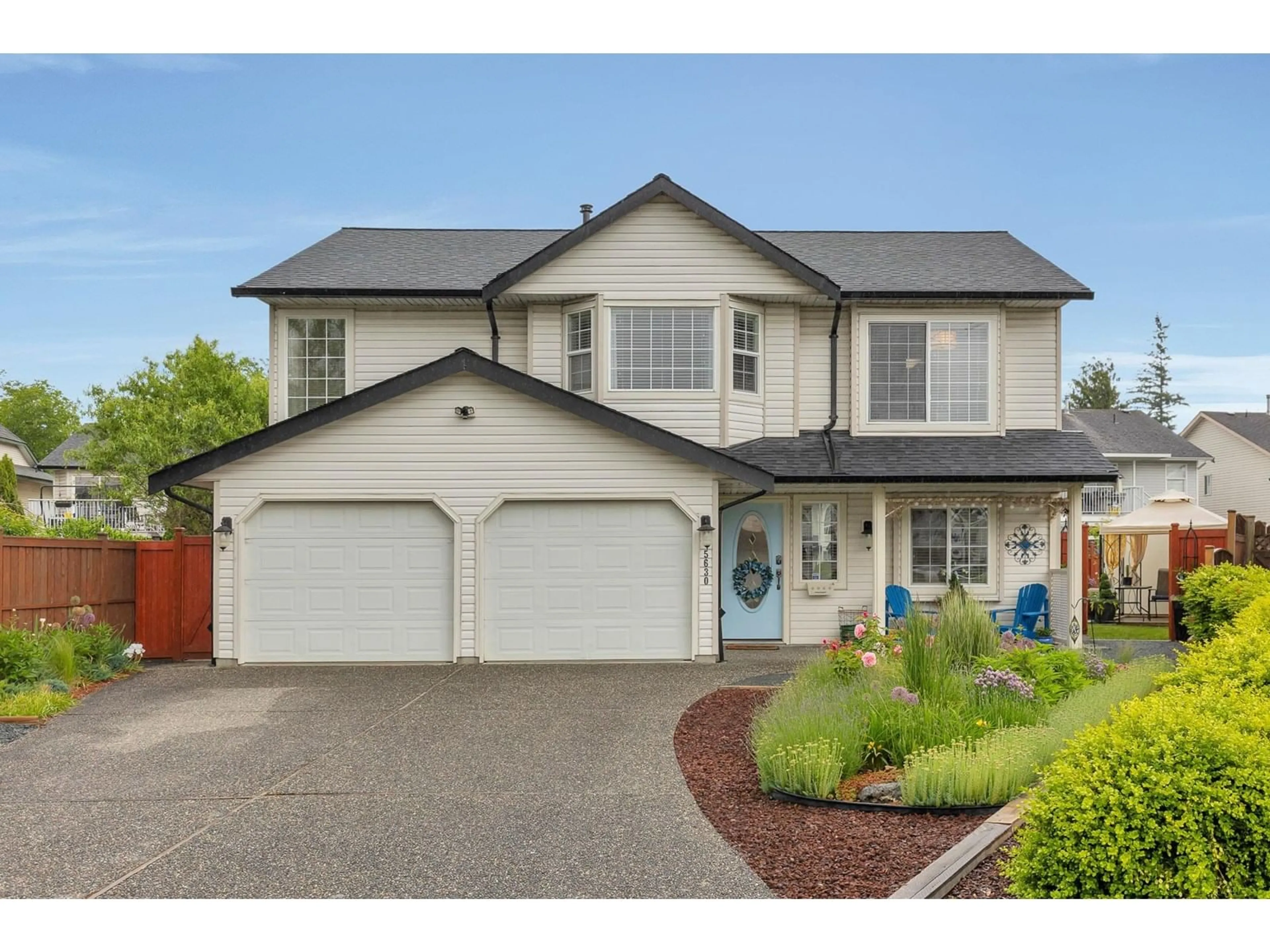Home with vinyl exterior material, street for 5630 SONOMA PLACE, Chilliwack British Columbia V2R5K3