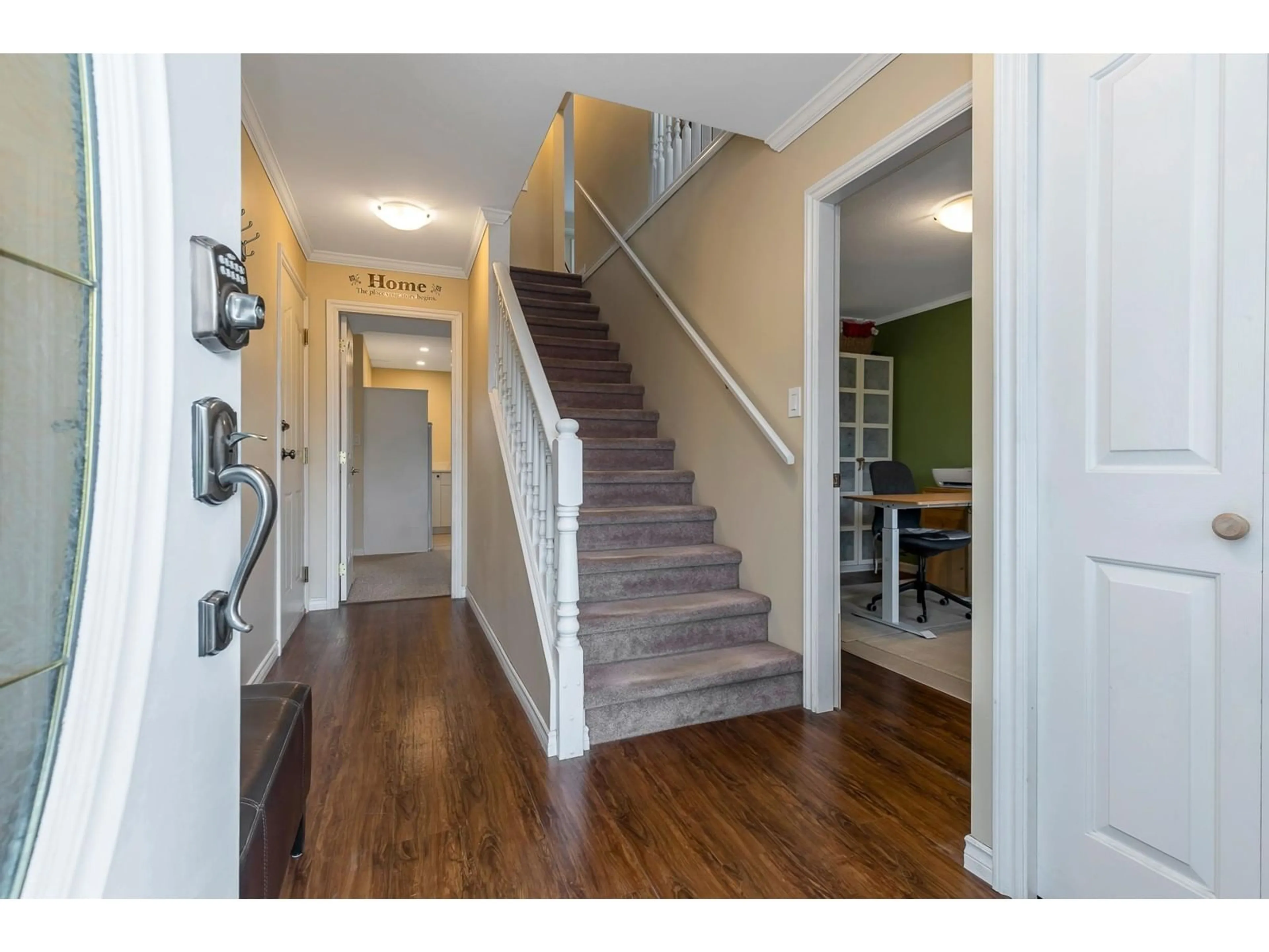 Indoor entryway for 5630 SONOMA PLACE, Chilliwack British Columbia V2R5K3