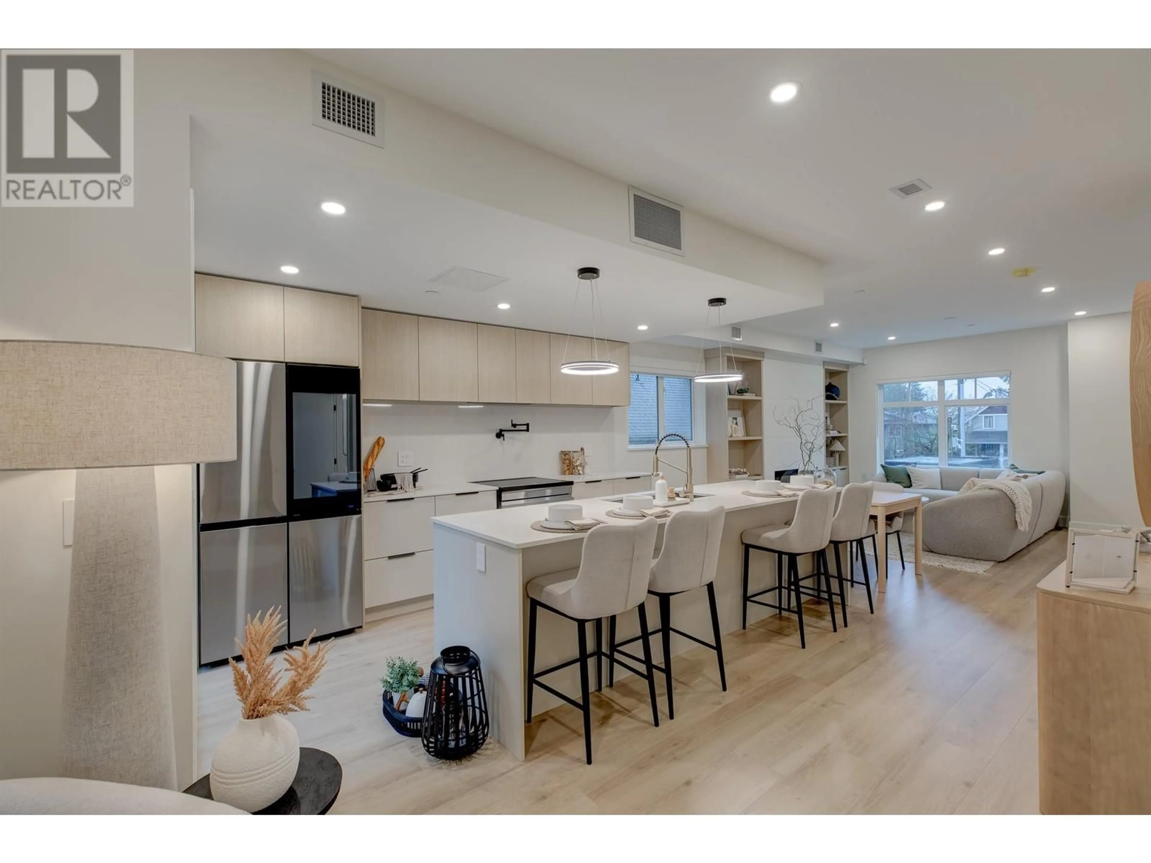Open concept kitchen, unknown for 2 - 339 KEARY STREET, New Westminster British Columbia V3L3L2