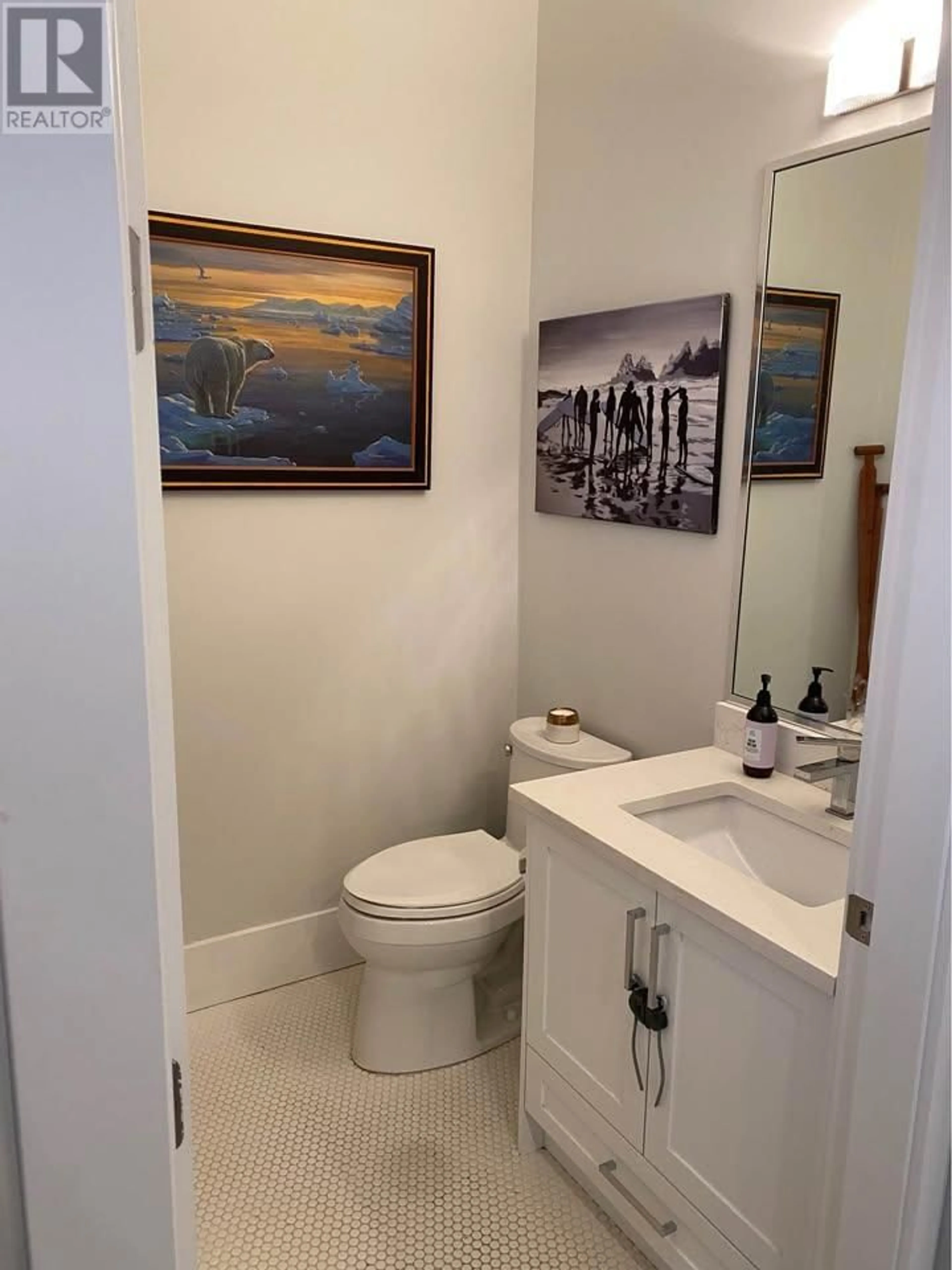 Standard bathroom, unknown for 3345 PARKER STREET, Vancouver British Columbia V5K2W1
