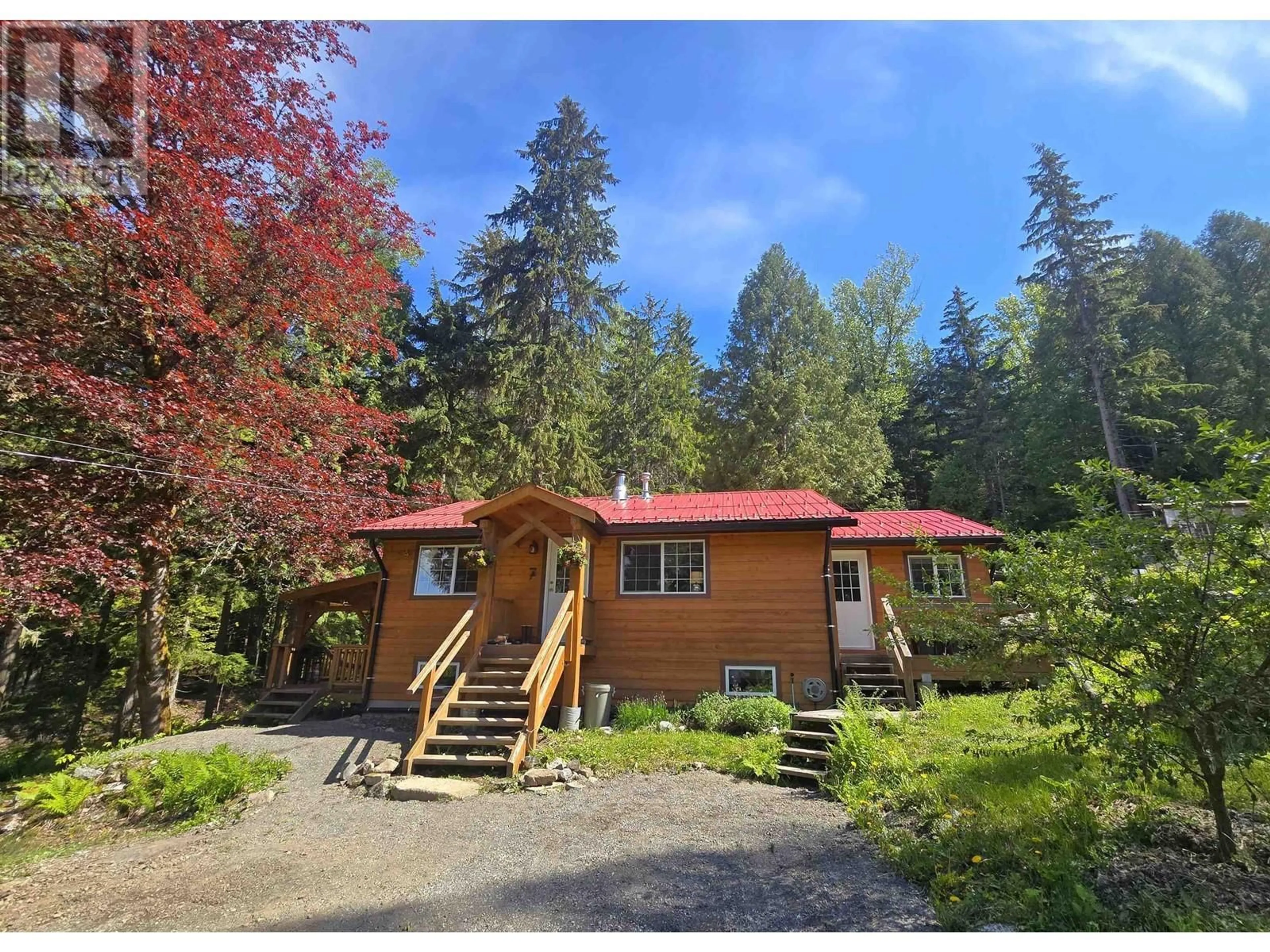 A pic from outside/outdoor area/front of a property/back of a property/a pic from drone, unknown for 4518 SPARKS STREET, Terrace British Columbia V8G2W5