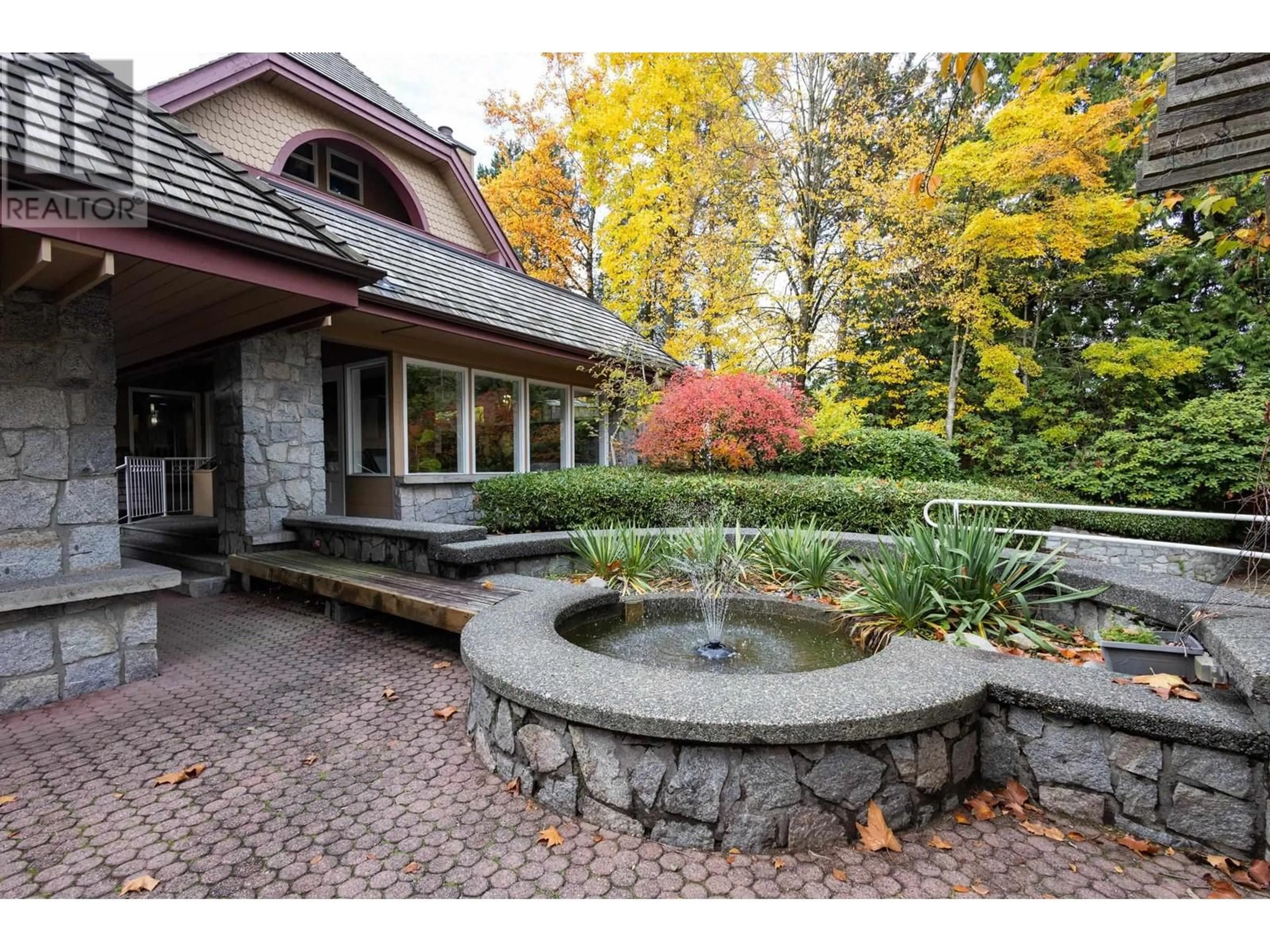 Patio, water/lake/river/ocean view for 46 - 3960 CANADA WAY, Burnaby British Columbia V5G1G7