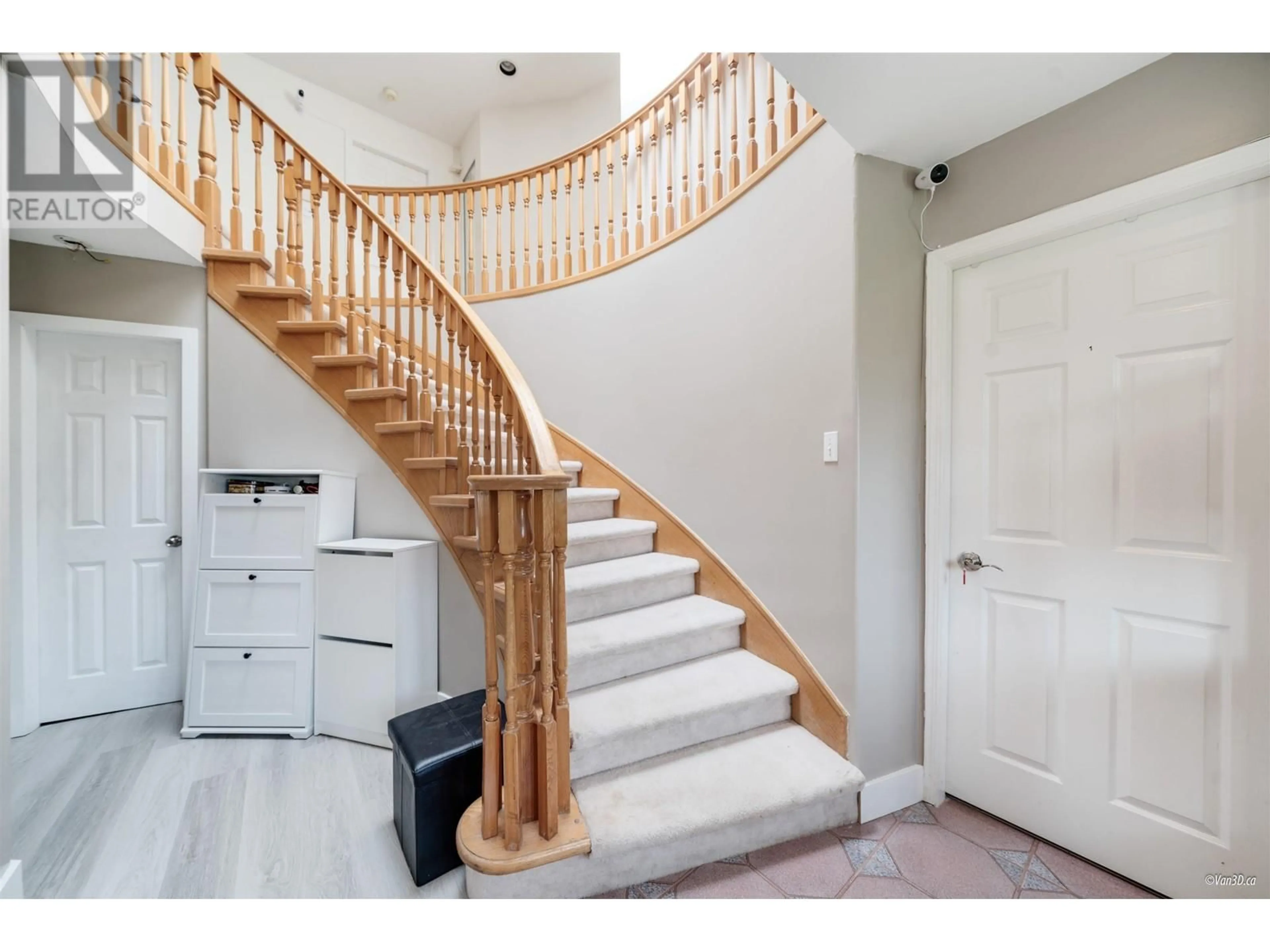 Unknown for 7351 12TH AVENUE, Burnaby British Columbia V3N2J8