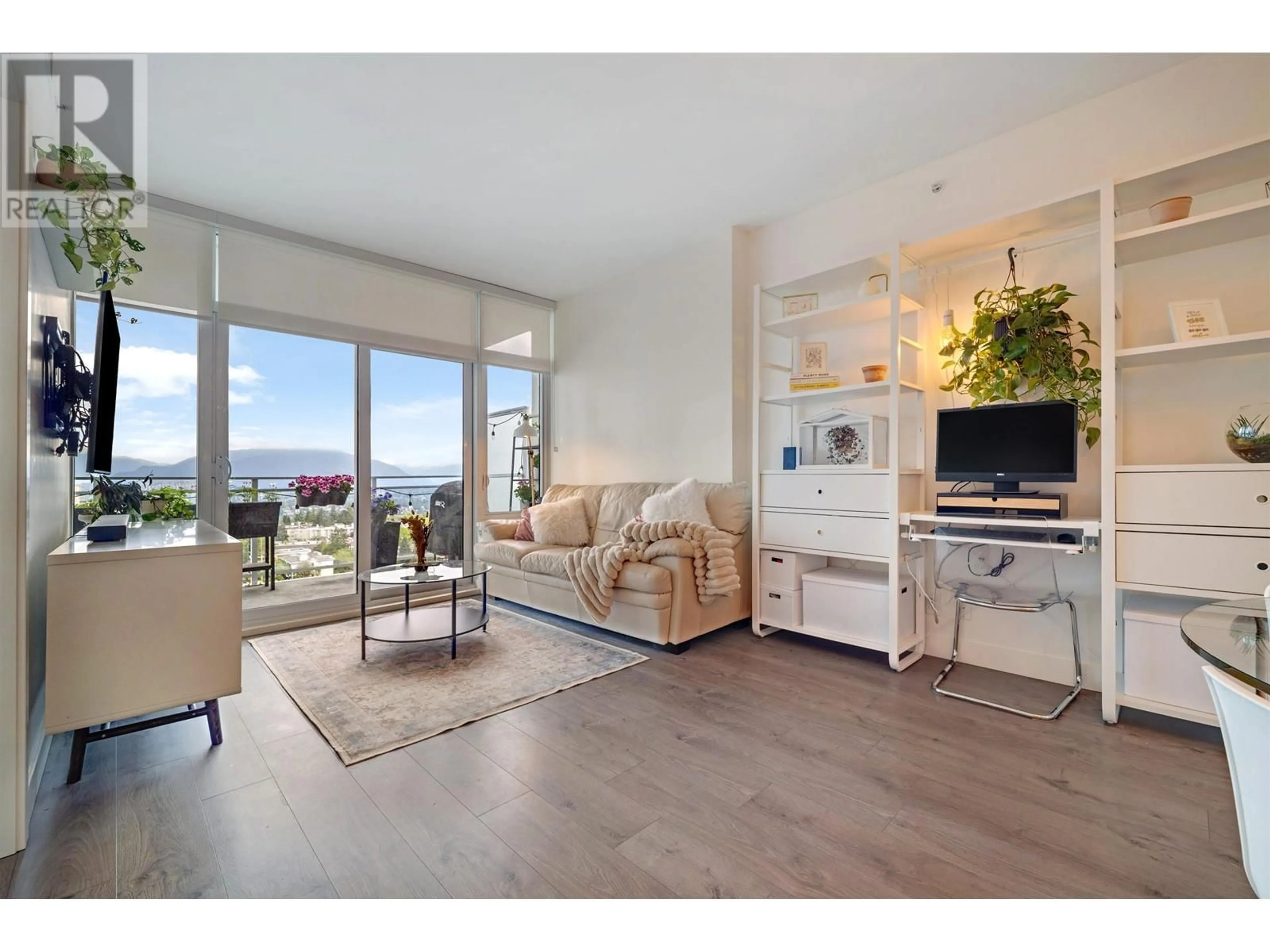 Living room with furniture, unknown for 1401 - 5051 IMPERIAL STREET, Burnaby British Columbia V5J0J3