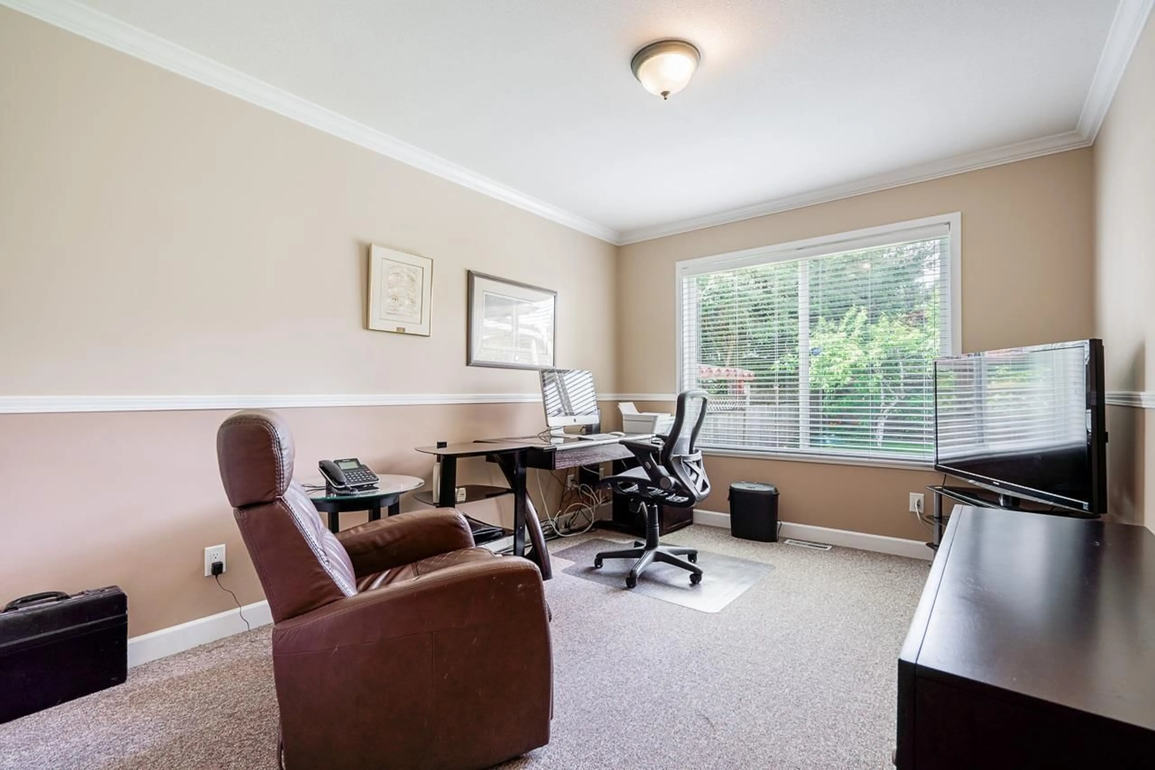 A pic of a room for 9143 159, Surrey British Columbia V4N2X4