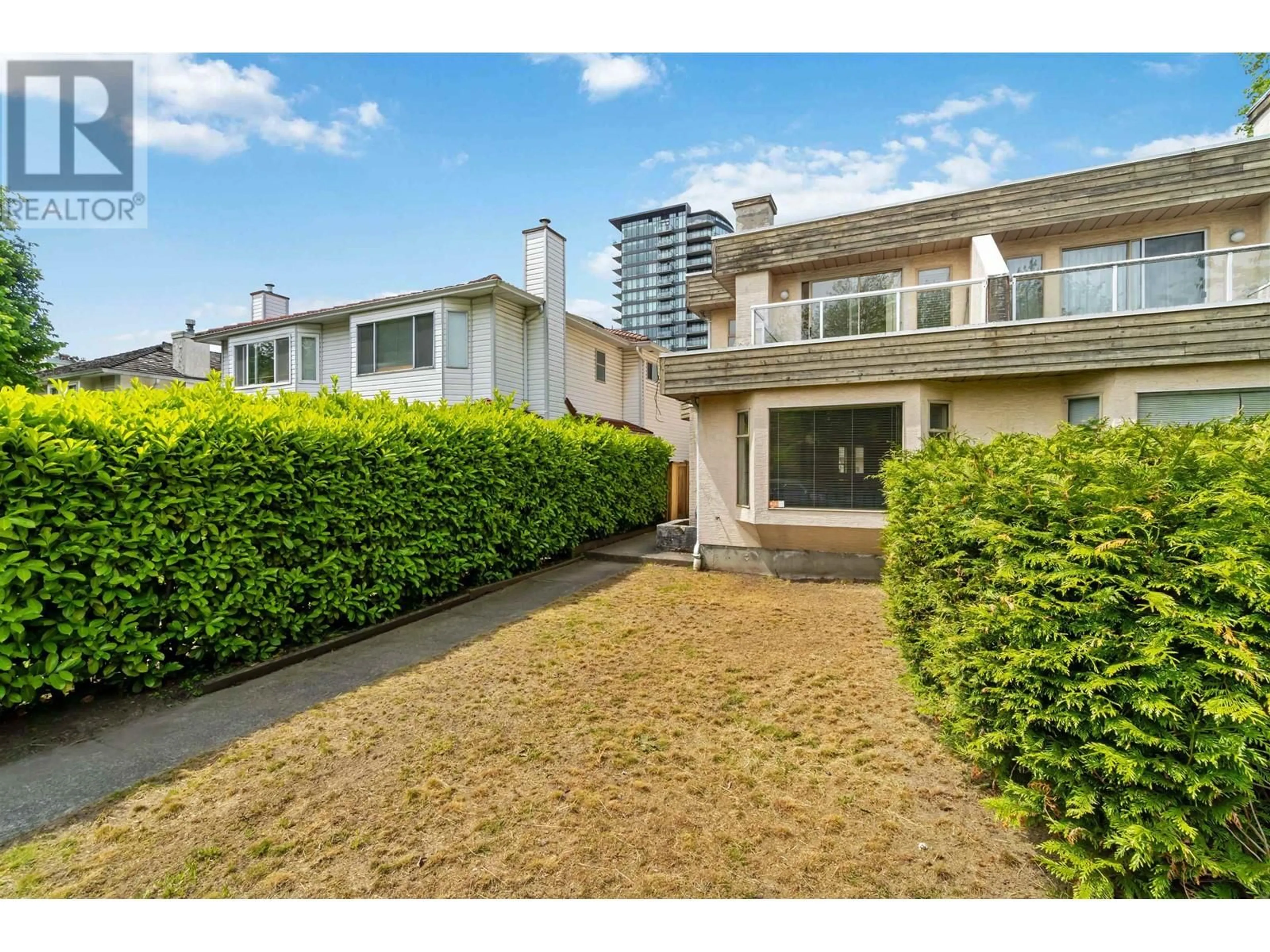 A pic from outside/outdoor area/front of a property/back of a property/a pic from drone, street for 8489 FRENCH STREET, Vancouver British Columbia V6P4W3