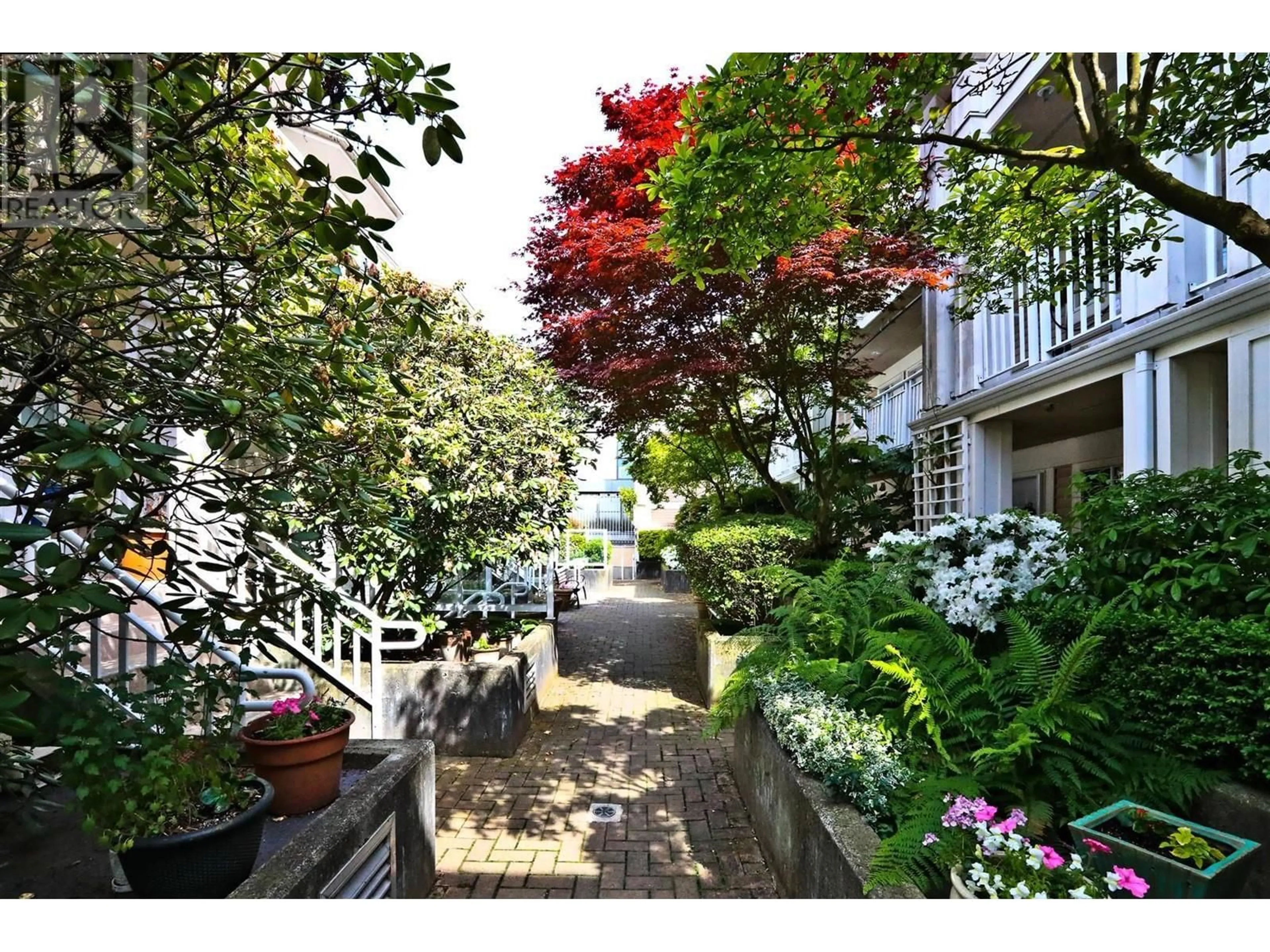 Patio, street for 218 - 2545 BROADWAY, Vancouver British Columbia V6K2E9