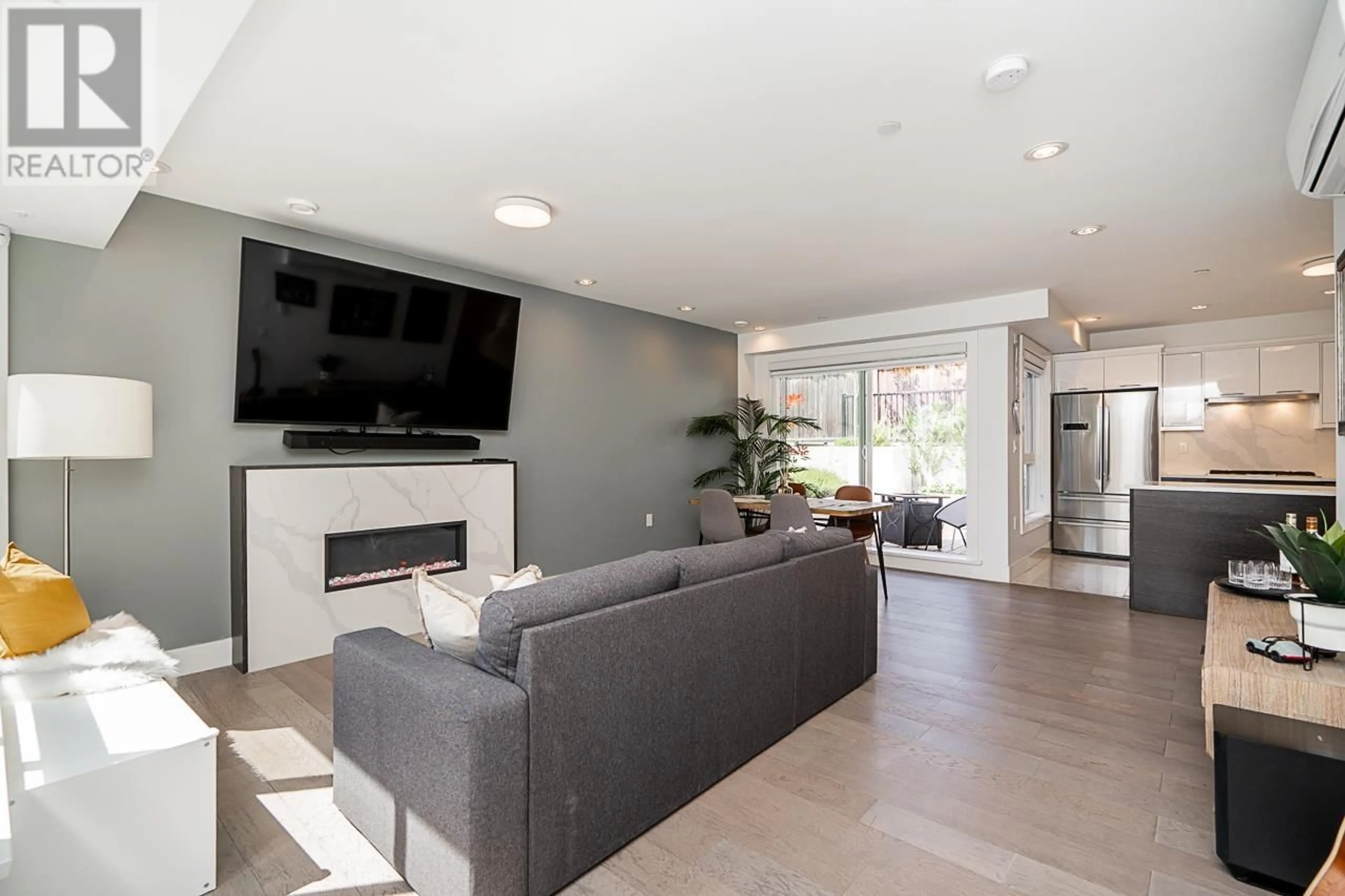 Living room with furniture, unknown for 1505 60TH AVENUE, Vancouver British Columbia V6P2A4