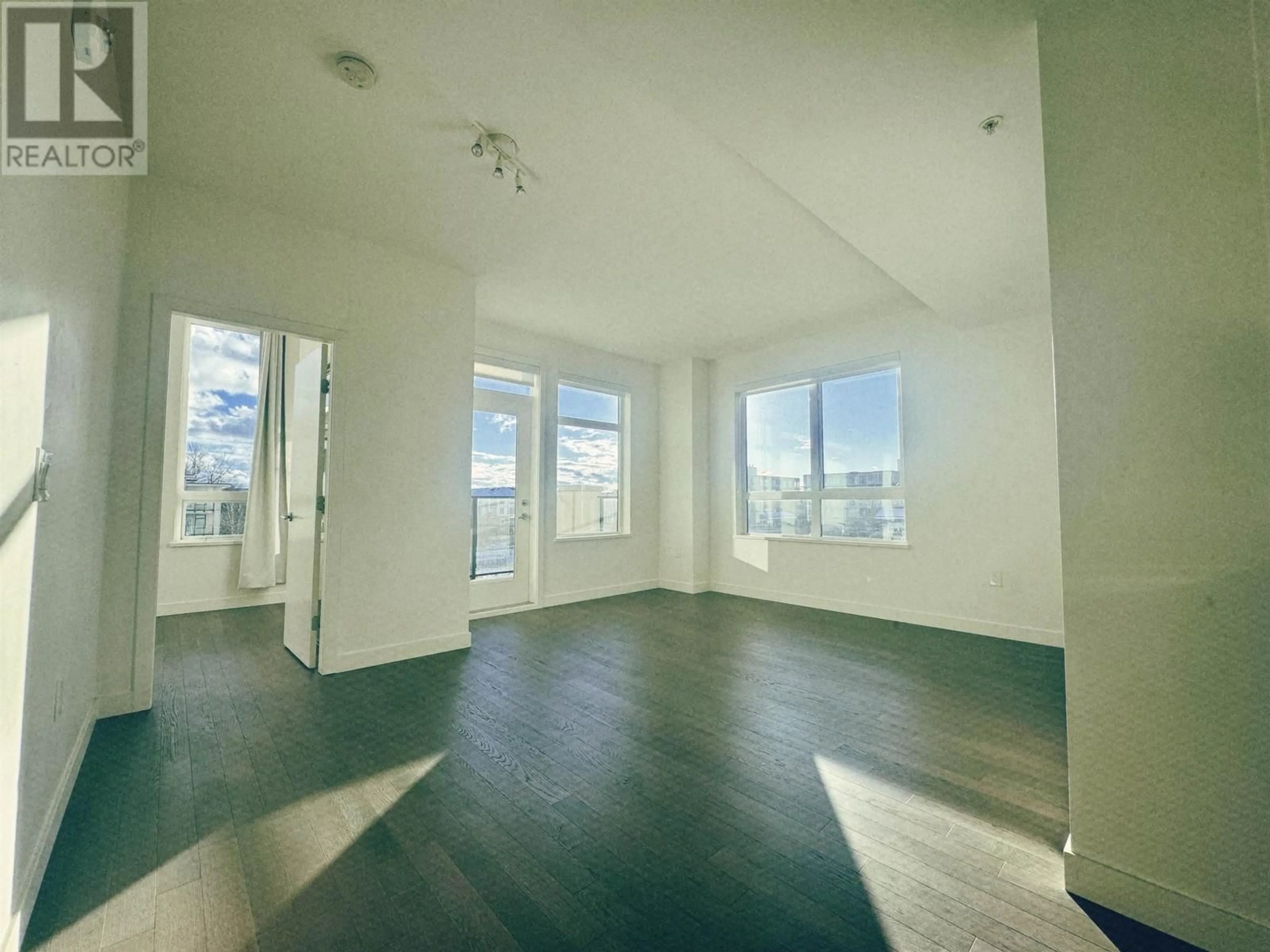 A pic of a room for 412 - 4033 MAY DRIVE, Richmond British Columbia V6X0T3