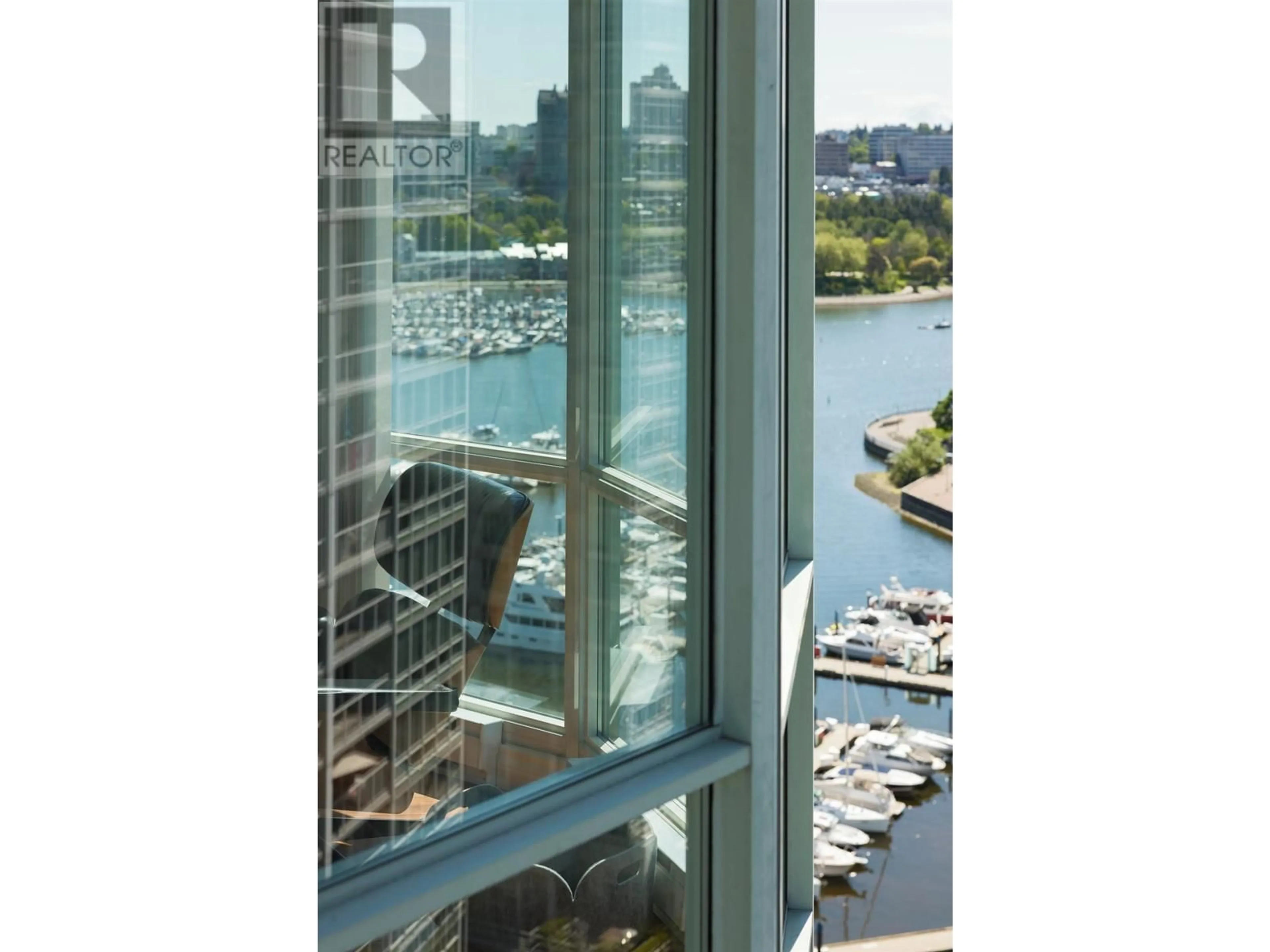 Unknown for 2106 - 1077 MARINASIDE CRESCENT, Vancouver British Columbia V6Z2Z5