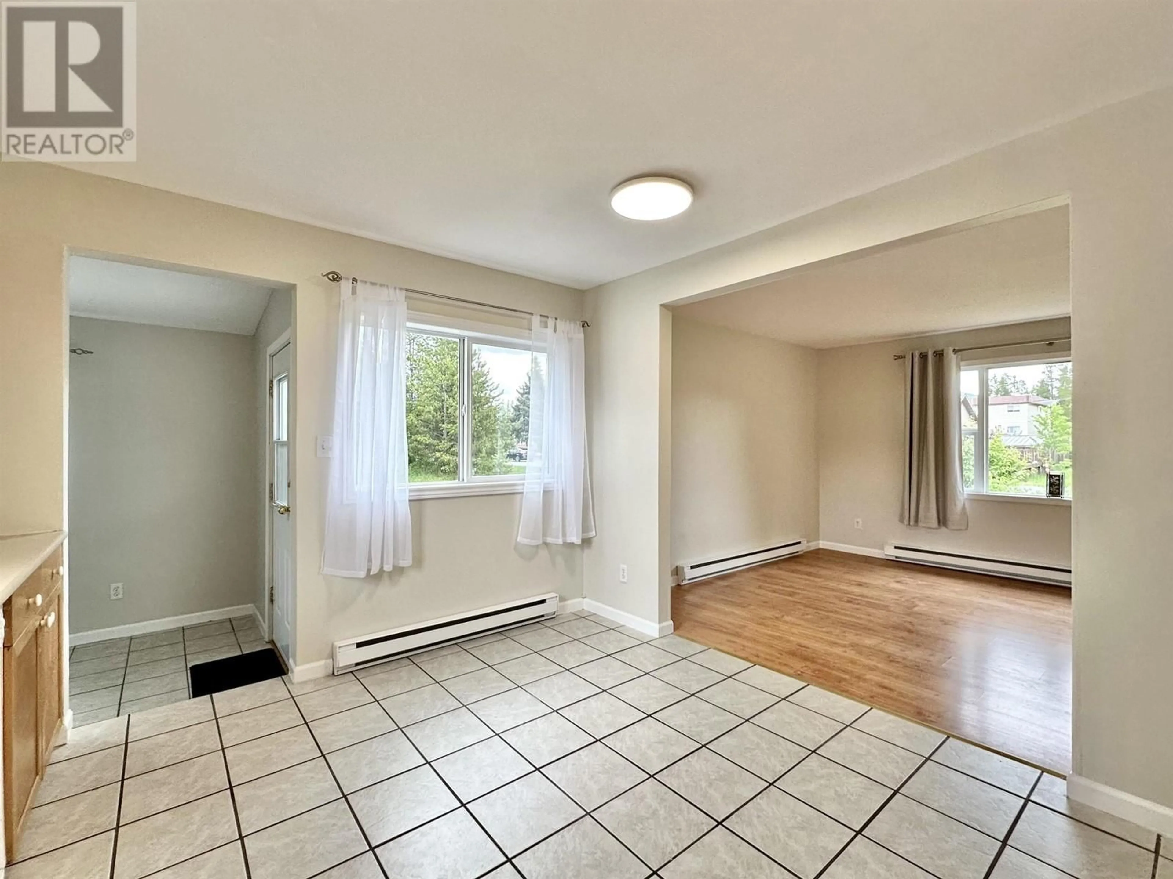 A pic of a room for 1036 7TH AVENUE, Valemount British Columbia V0E2Z0