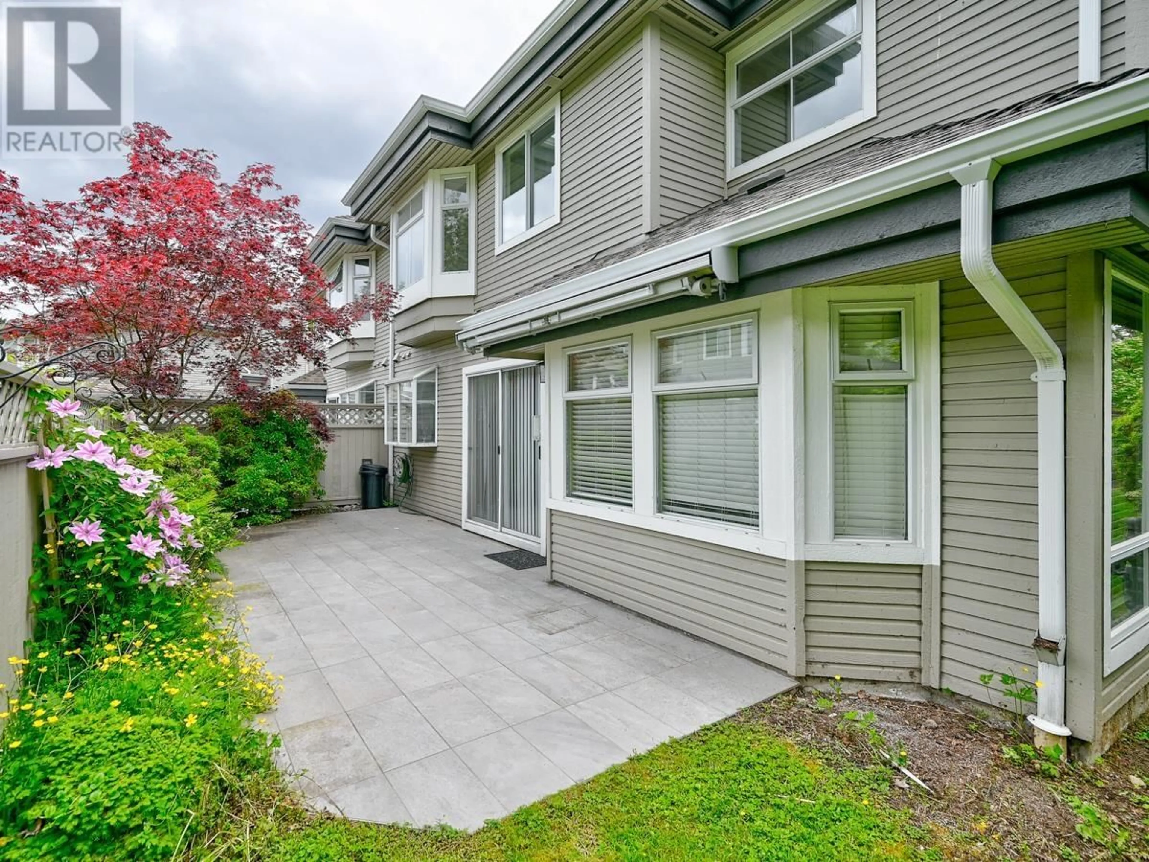 Patio, street for 821 ROCHE POINT DRIVE, North Vancouver British Columbia V7H2W4