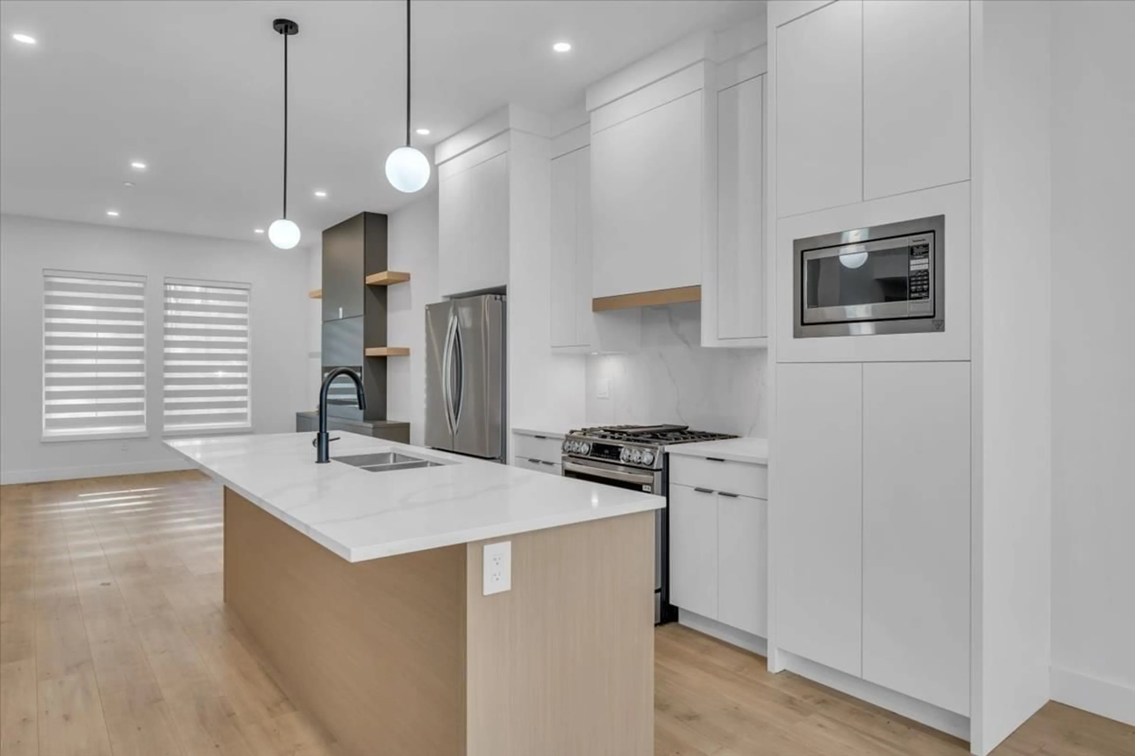 Contemporary kitchen, unknown for 20487 74B, Langley British Columbia V2Y1V5