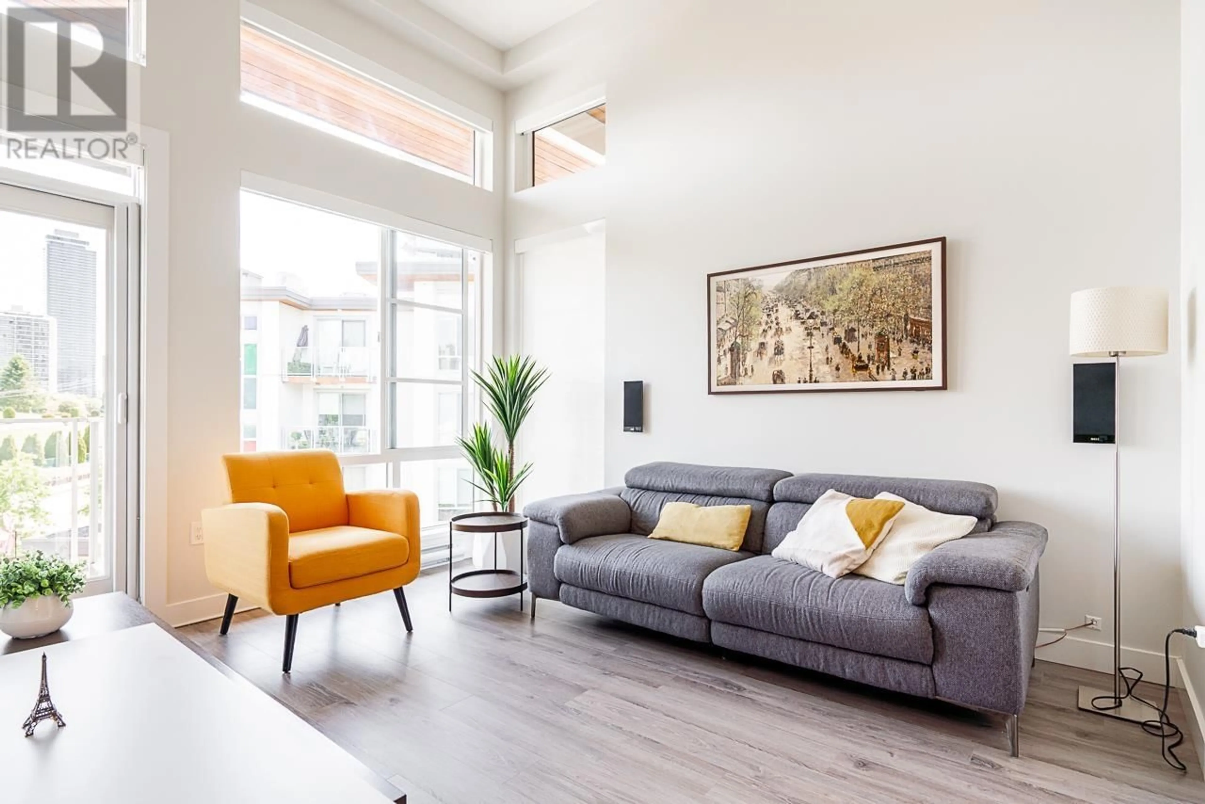 Living room with furniture, unknown for 409 - 1728 GILMORE AVENUE, Burnaby British Columbia V5C0L3