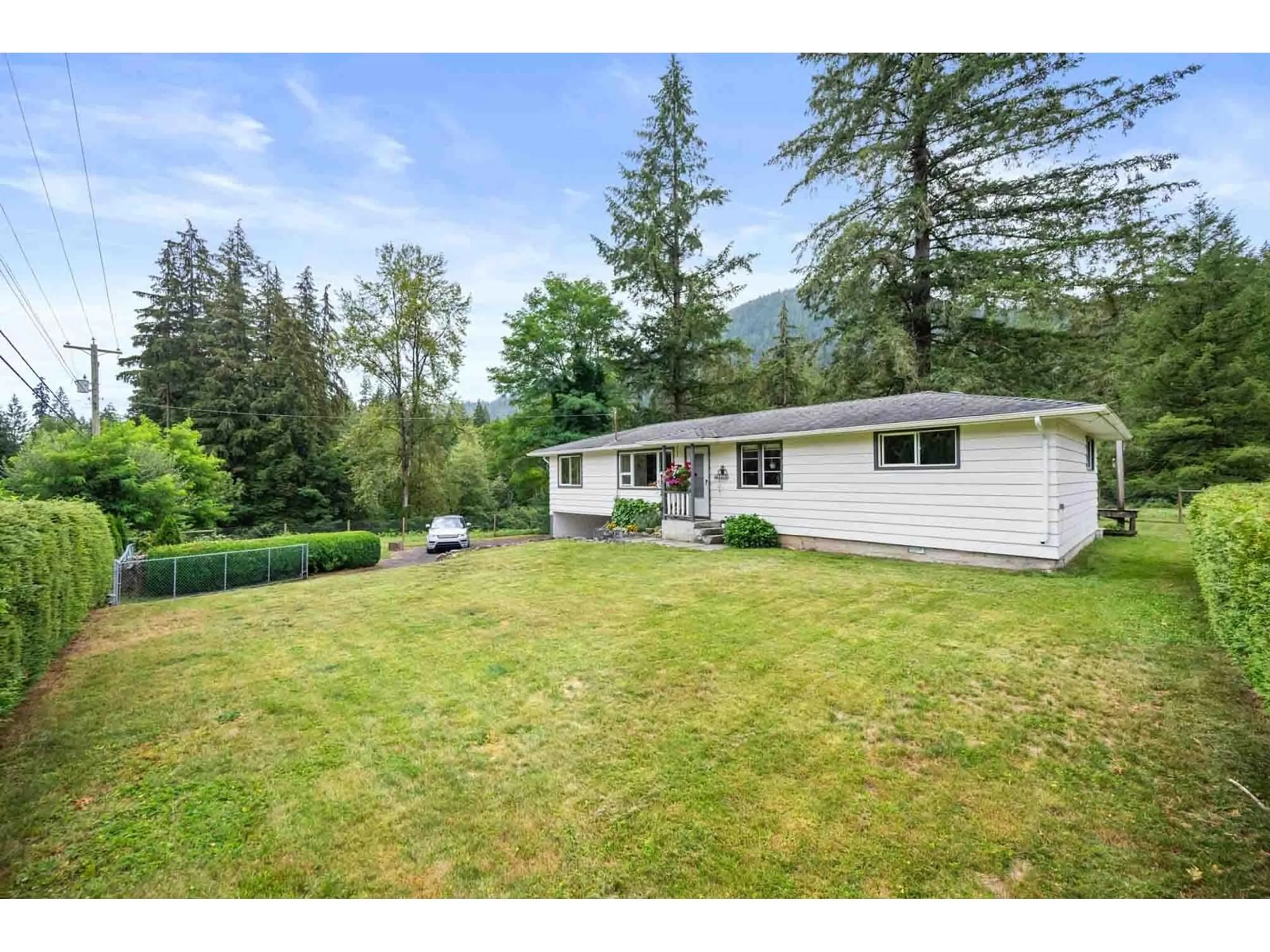 A pic from outside/outdoor area/front of a property/back of a property/a pic from drone, mountain view for 13229 STAVE LAKE, Mission British Columbia V2V0A7