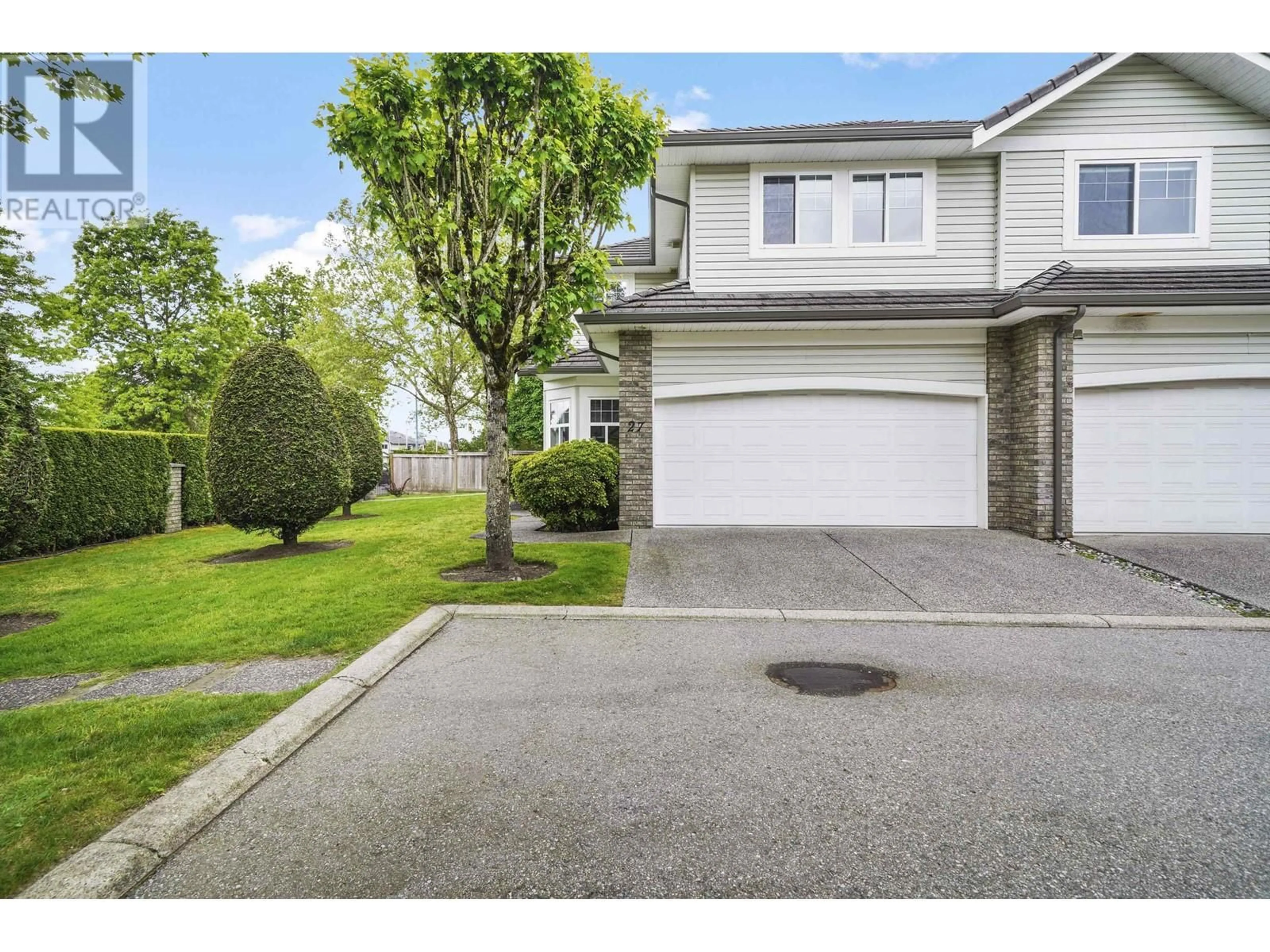 A pic from outside/outdoor area/front of a property/back of a property/a pic from drone, street for 27 - 1290 AMAZON DRIVE, Port Coquitlam British Columbia V3B7Z8