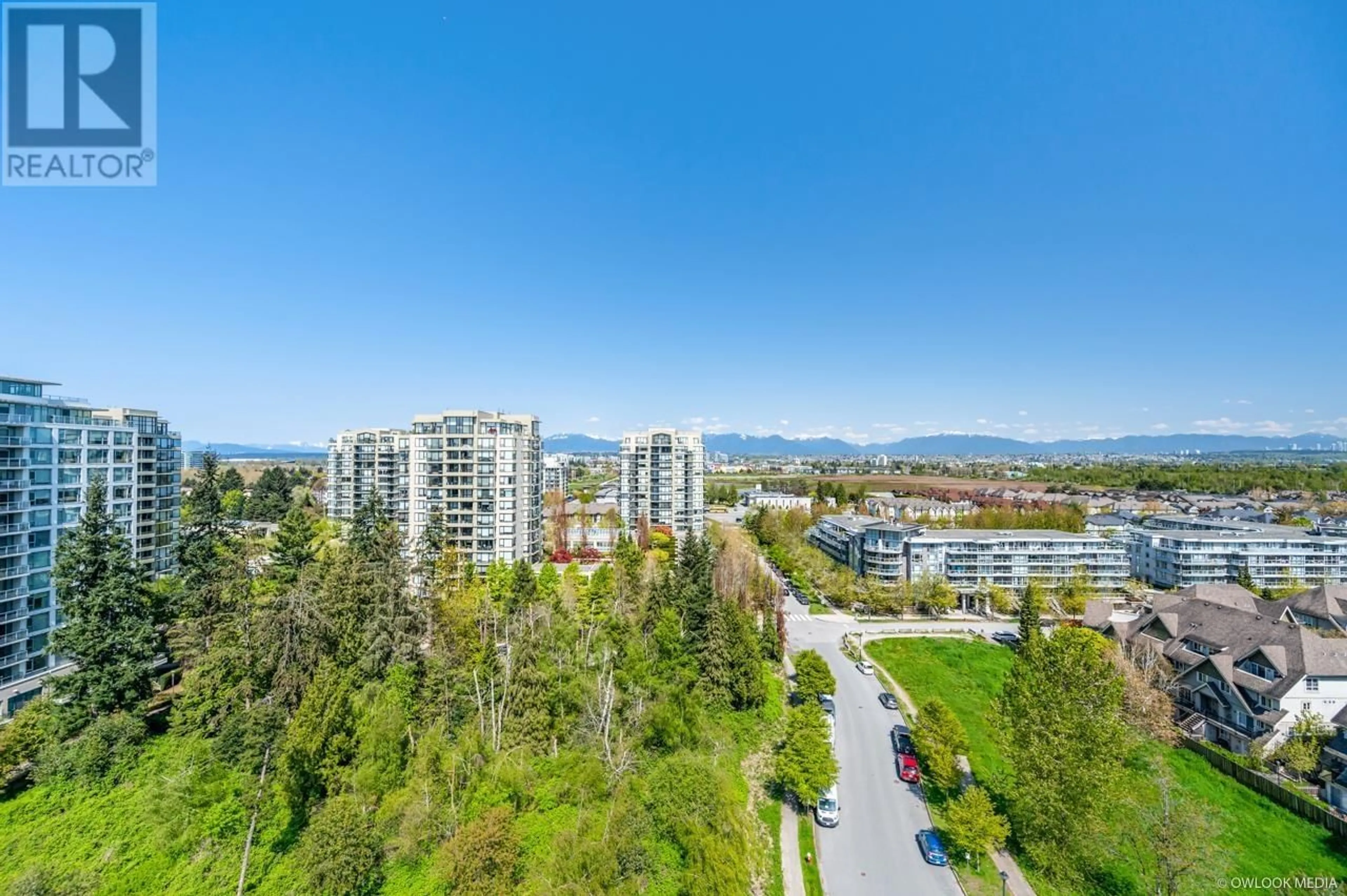 A pic from outside/outdoor area/front of a property/back of a property/a pic from drone, city buildings view from balcony for 1608 - 6333 KATSURA STREET, Richmond British Columbia V6Y4L9