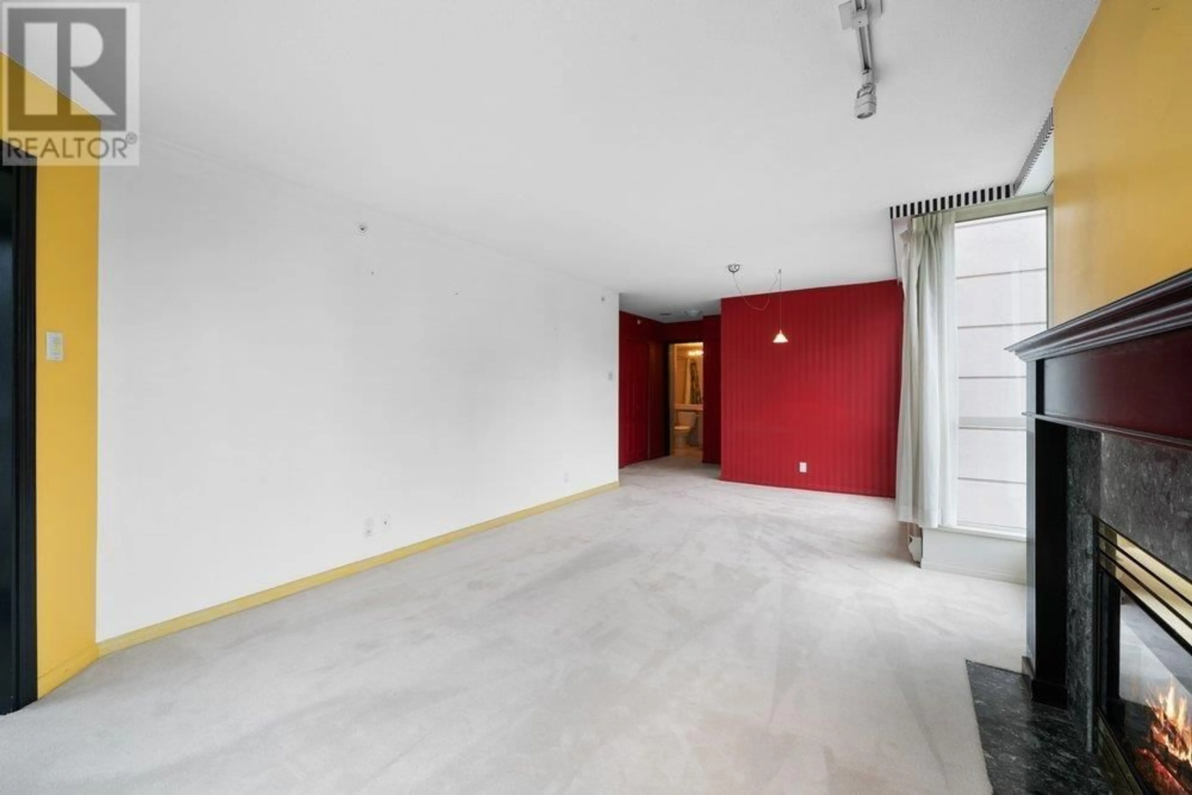 Indoor foyer for 503 - 1111 HARO STREET, Vancouver British Columbia V6E1E3